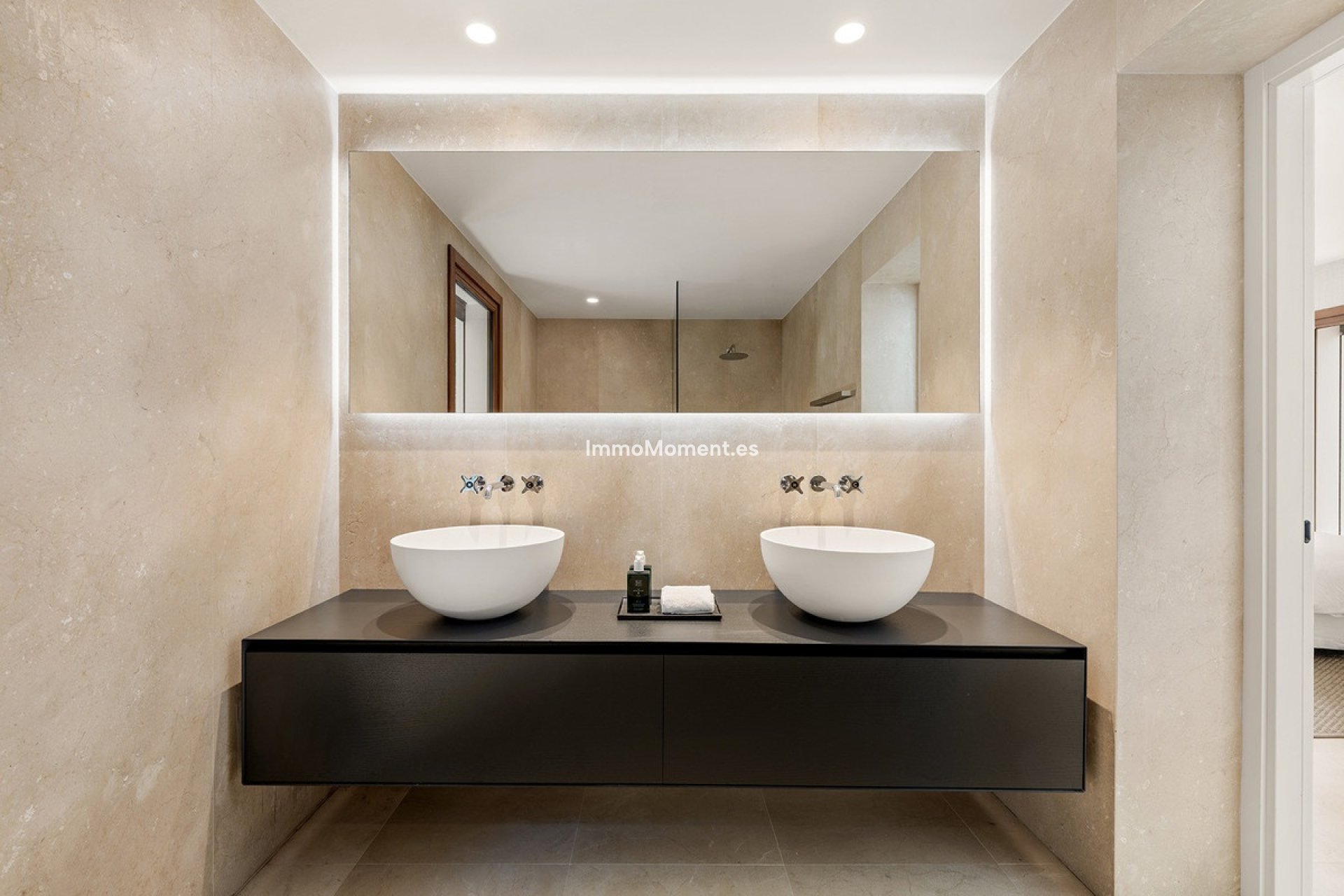 Resale - Detached villa - Marbella - Nueva Andalucía