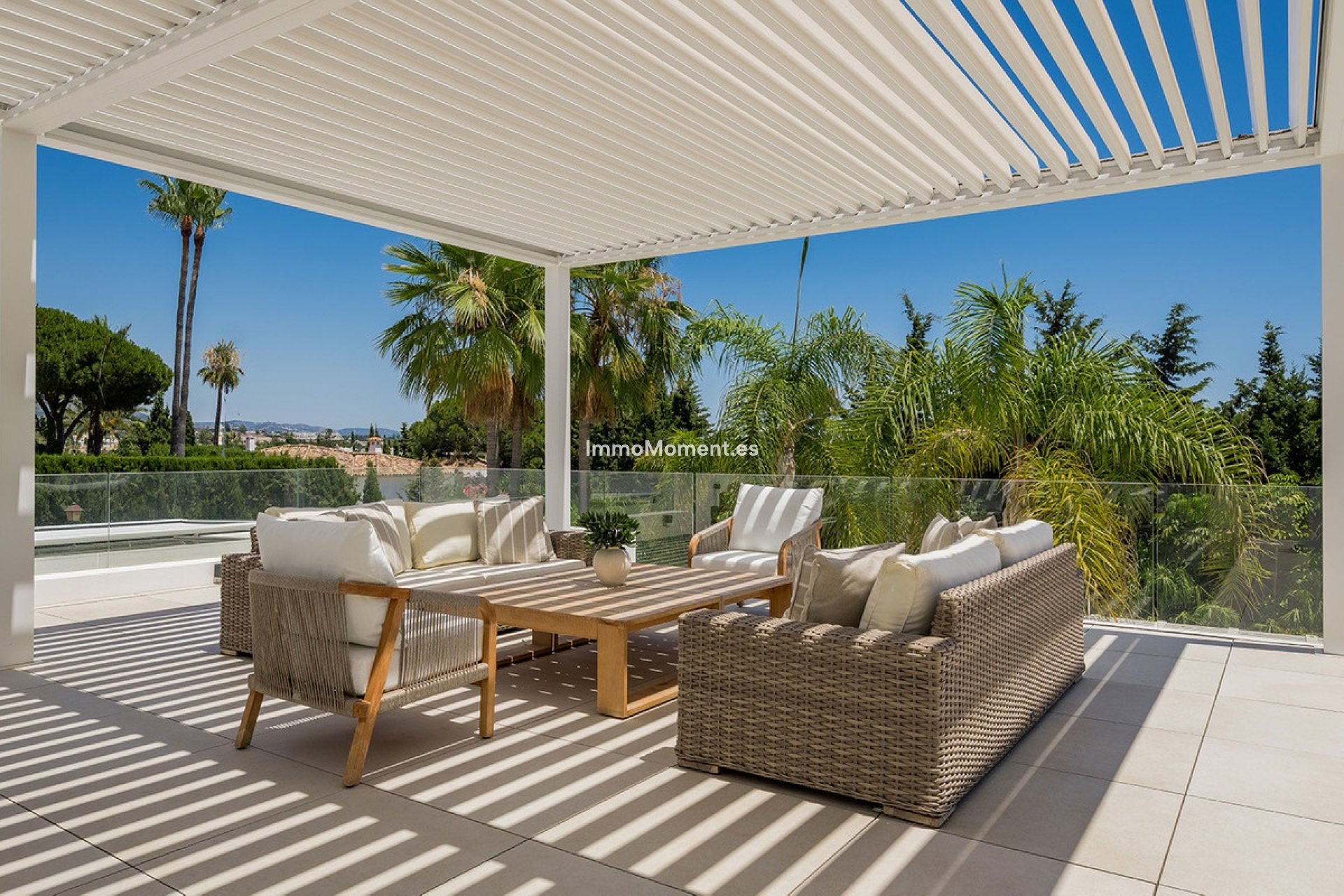 Resale - Detached villa - Marbella - Nueva Andalucía