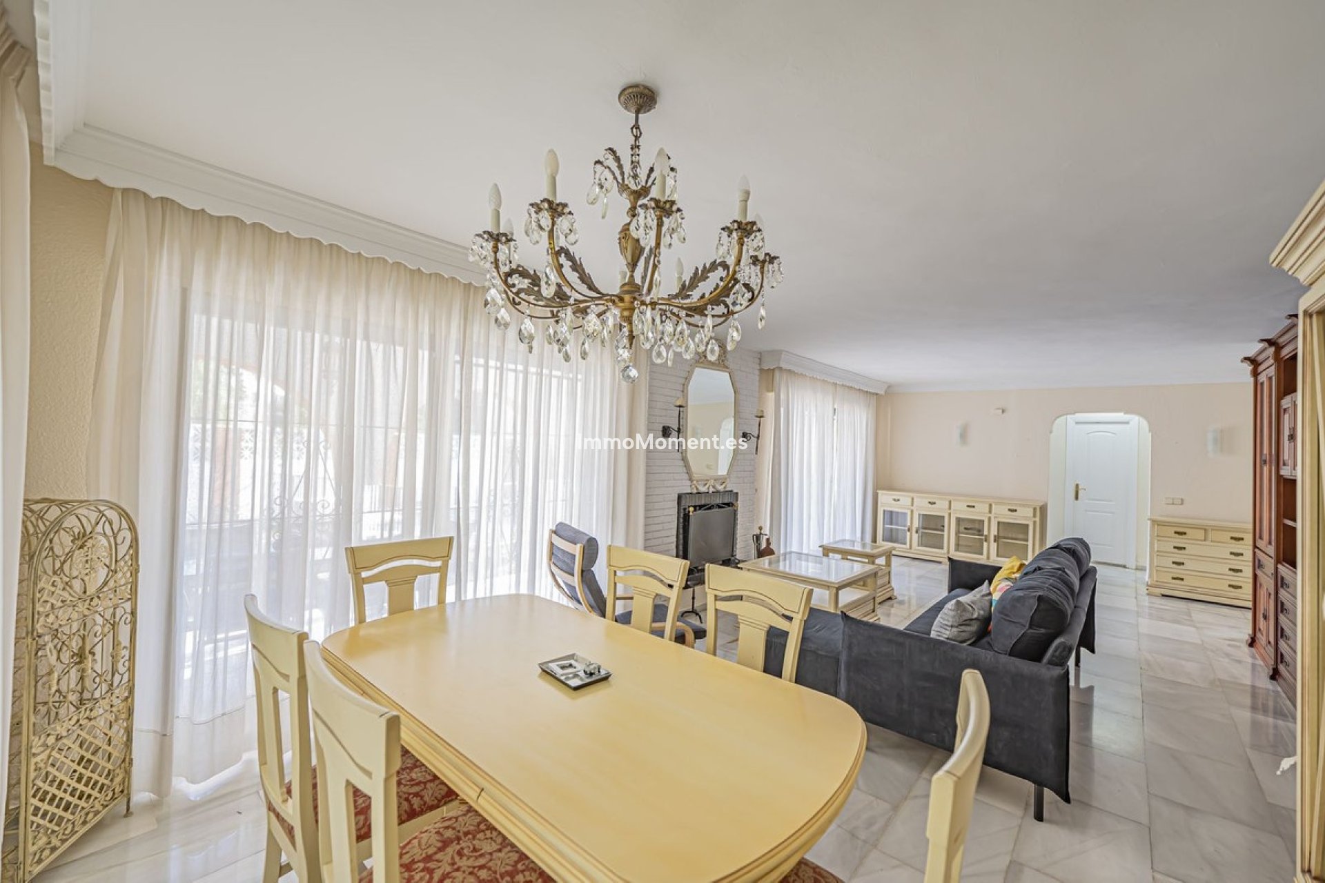 Resale - Detached villa - Marbella - Nueva Andalucía