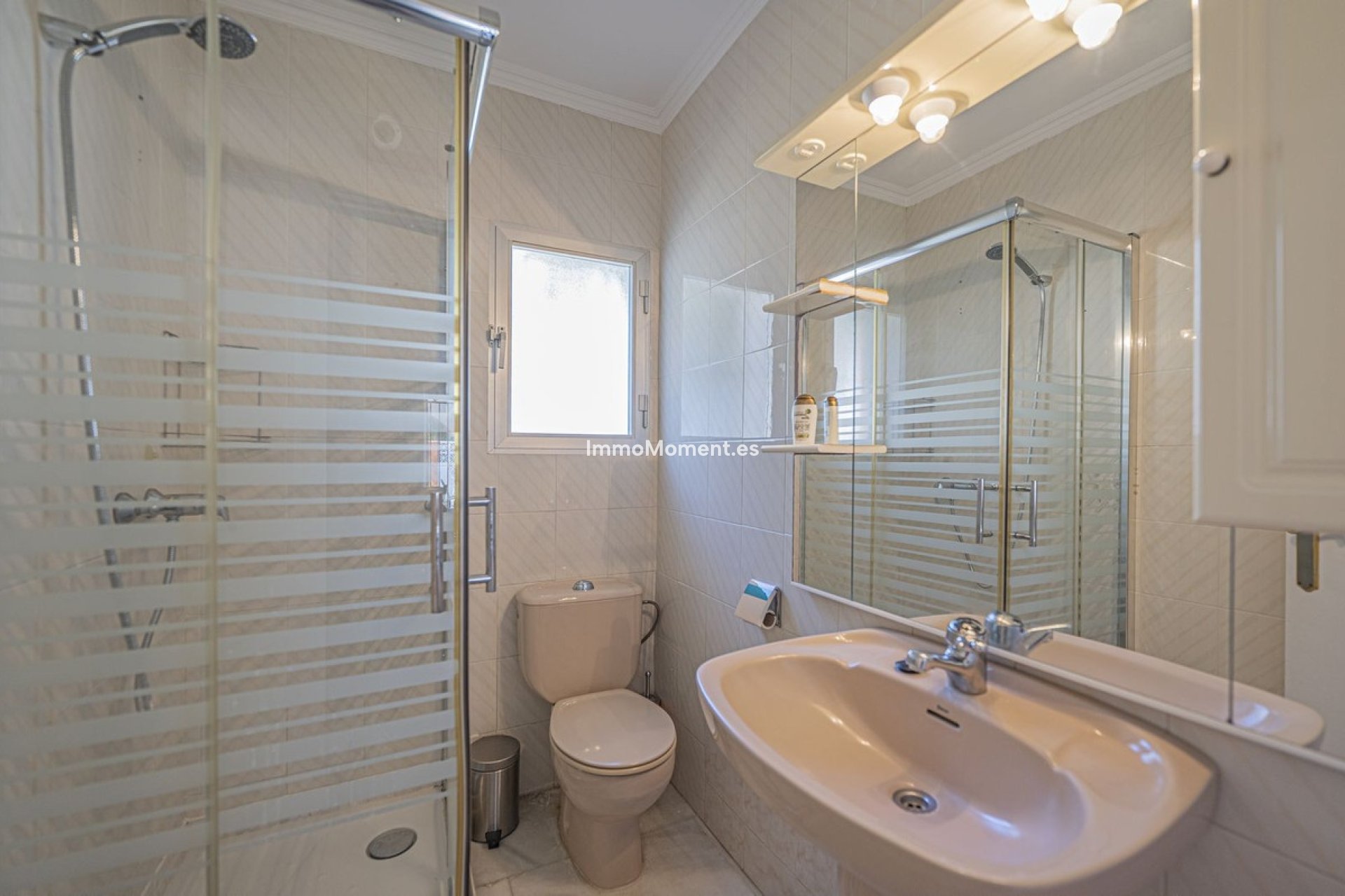 Resale - Detached villa - Marbella - Nueva Andalucía