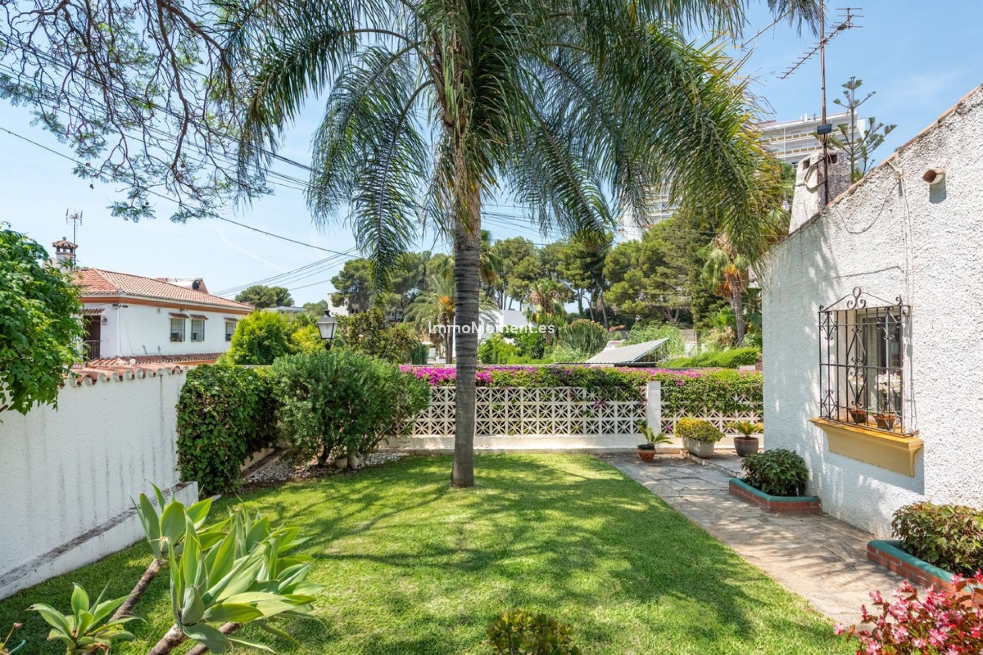 Resale - Detached villa - Marbella - Nueva Andalucía