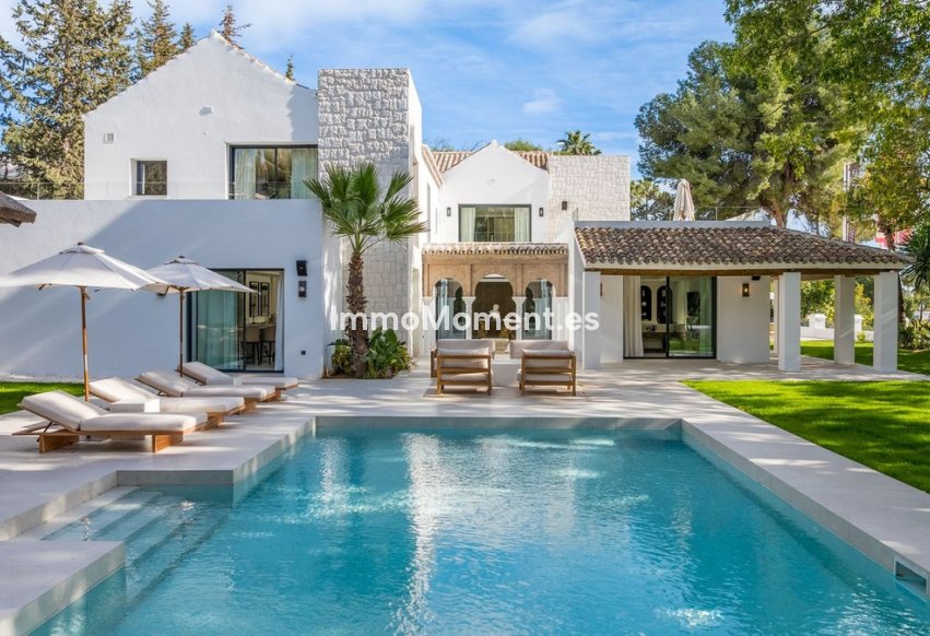 Resale - Detached villa - Marbella - Nueva Andalucía