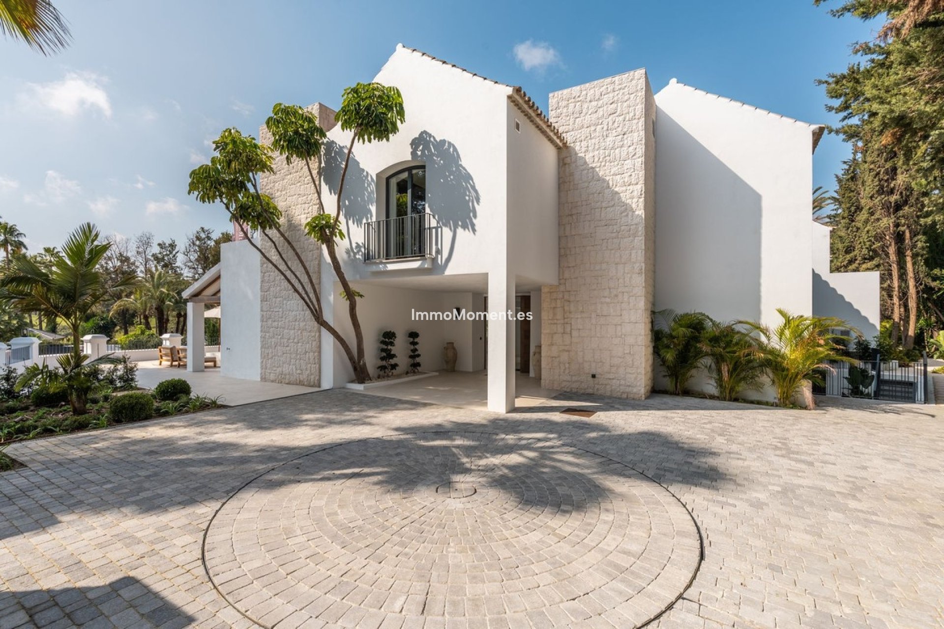 Resale - Detached villa - Marbella - Nueva Andalucía