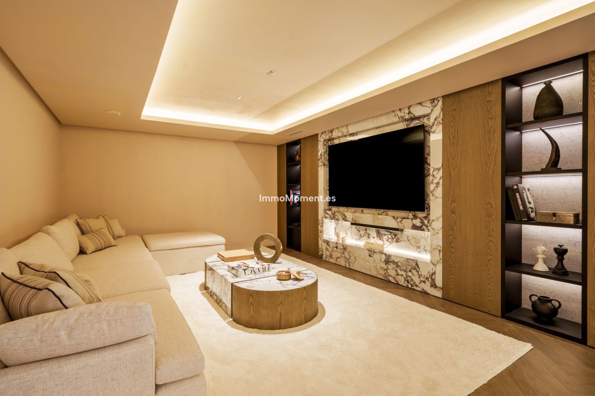 Resale - Detached villa - Marbella - Nueva Andalucía