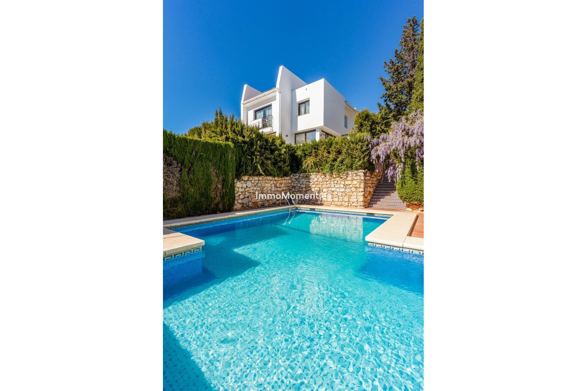 Resale - Detached villa - Marbella - Nueva Andalucía