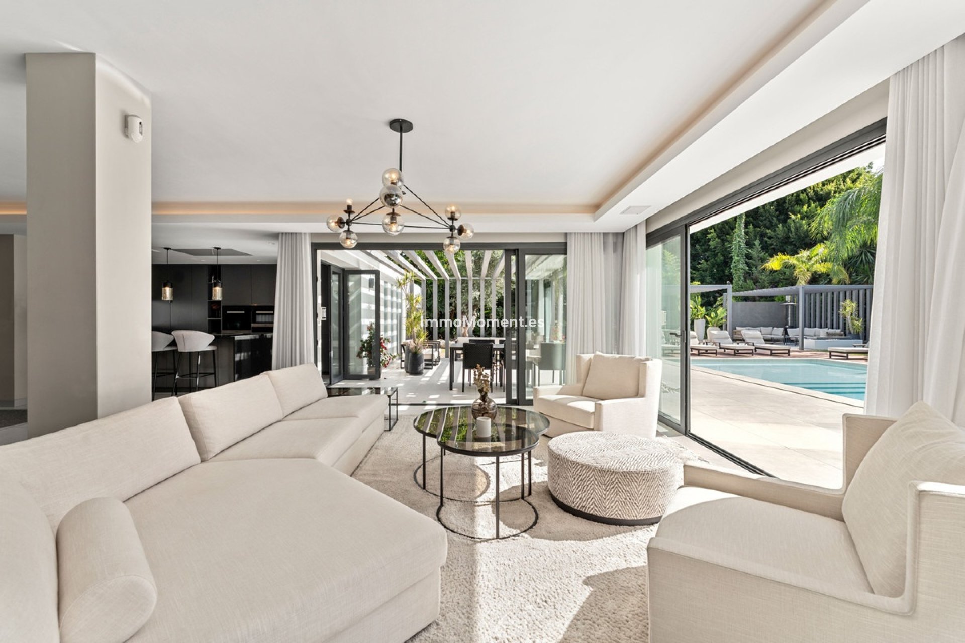 Resale - Detached villa - Marbella - Nueva Andalucía
