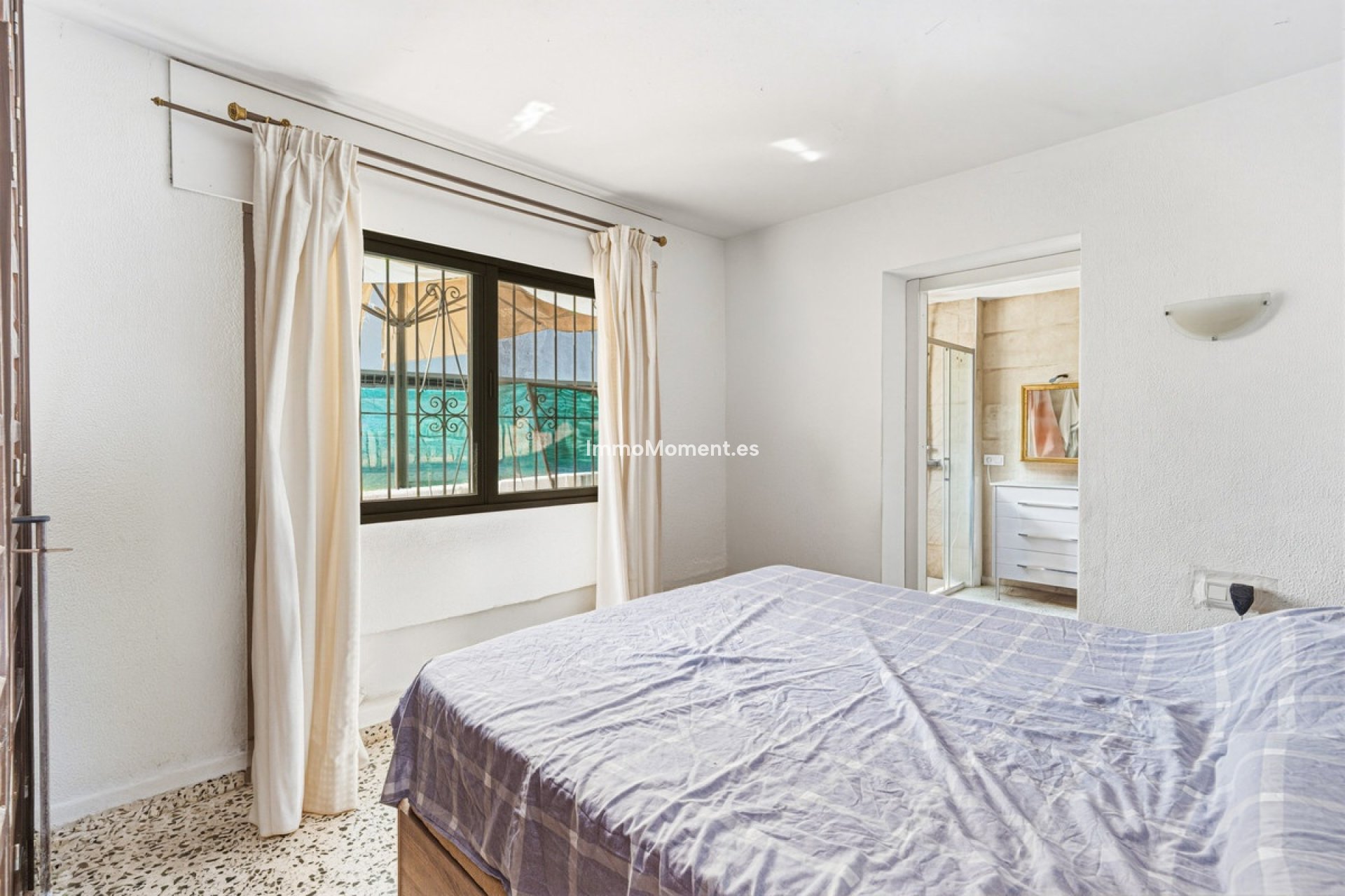 Resale - Detached villa - Marbella - Nueva Andalucía