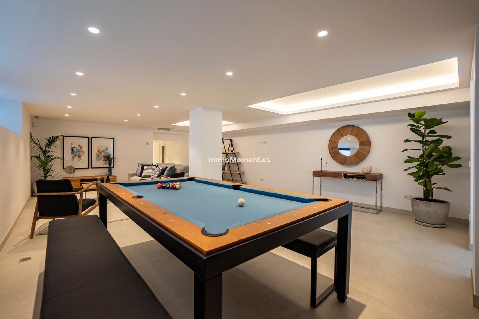 Resale - Detached villa - Marbella - Nueva Andalucía