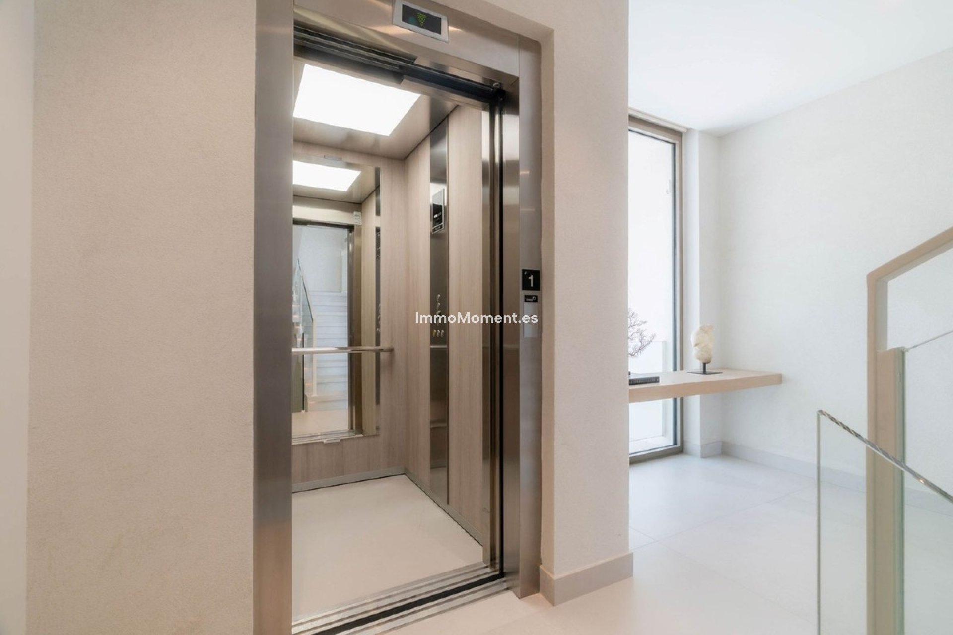 Resale - Detached villa - Marbella - Nueva Andalucía
