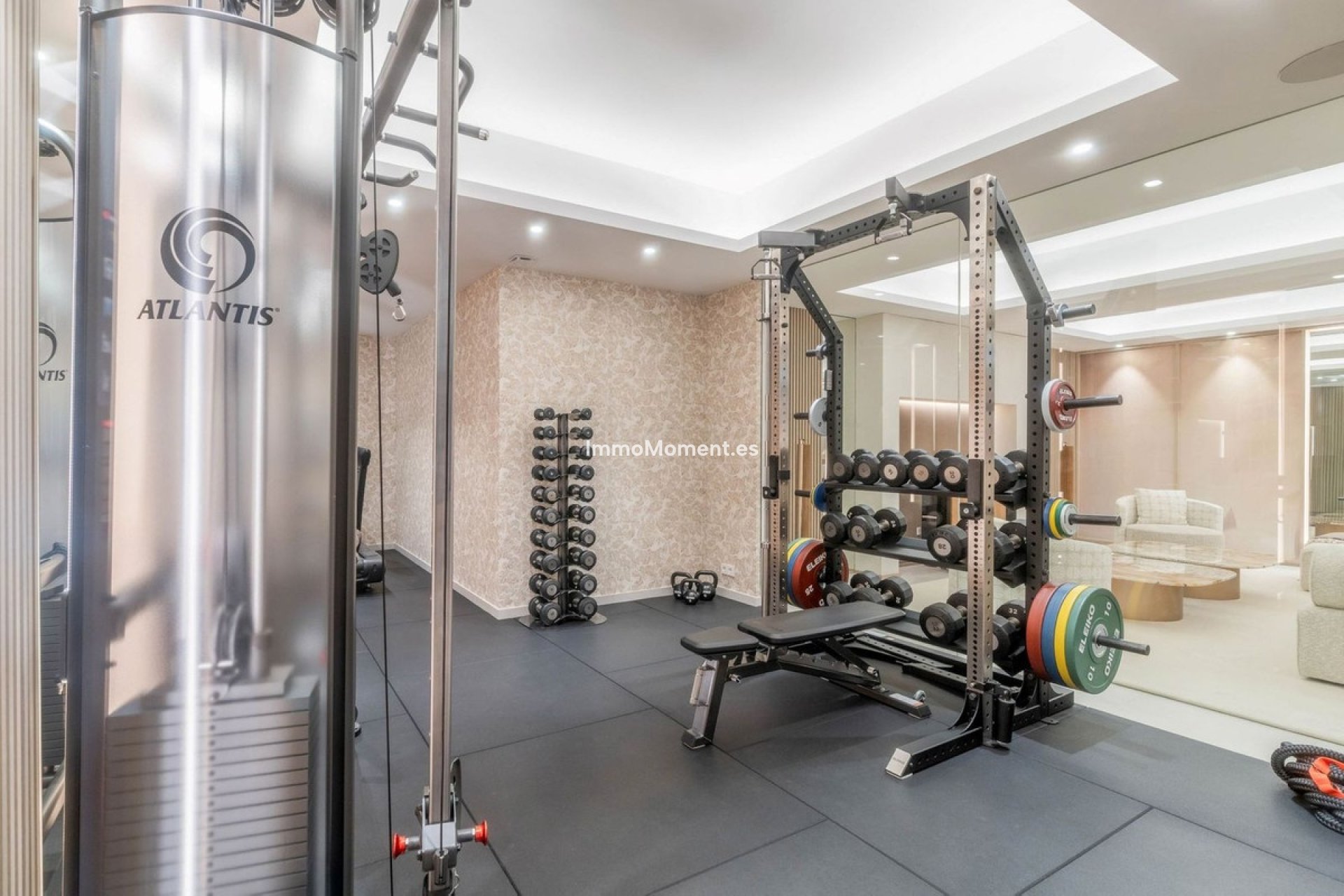 Resale - Detached villa - Marbella - Nueva Andalucía