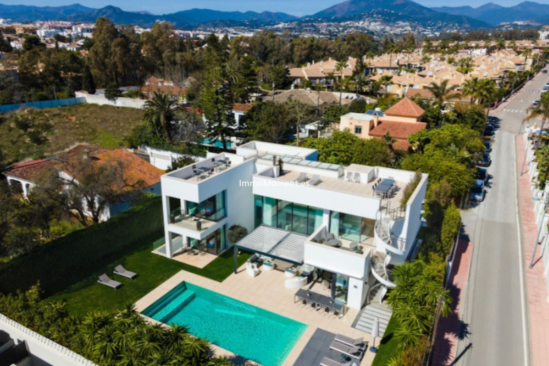Resale - Detached villa - Marbella - Puerto Banús