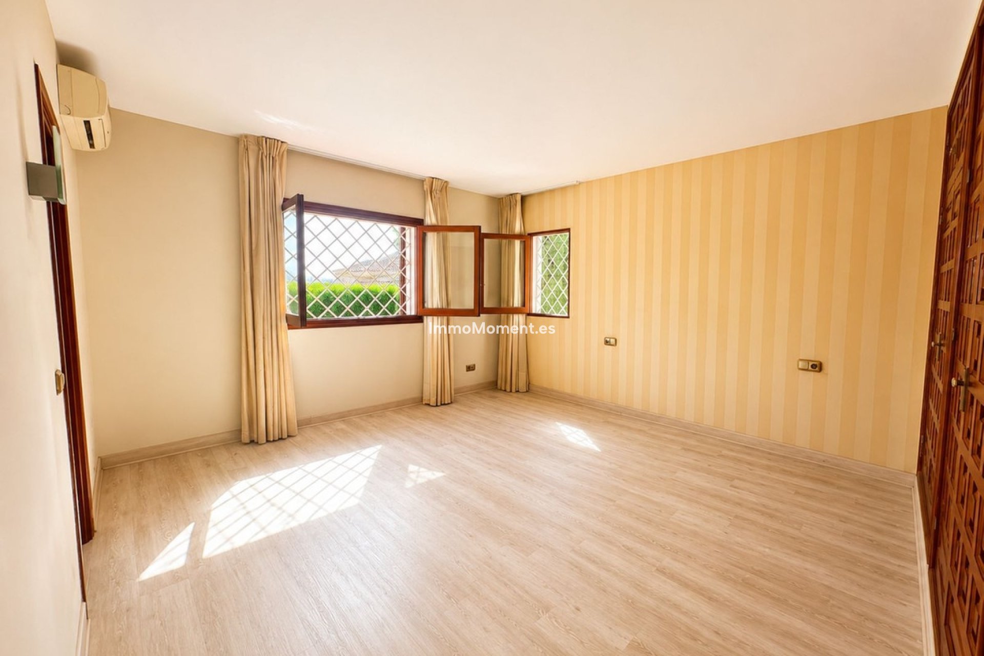 Resale - Detached villa - Marbella - Río Real