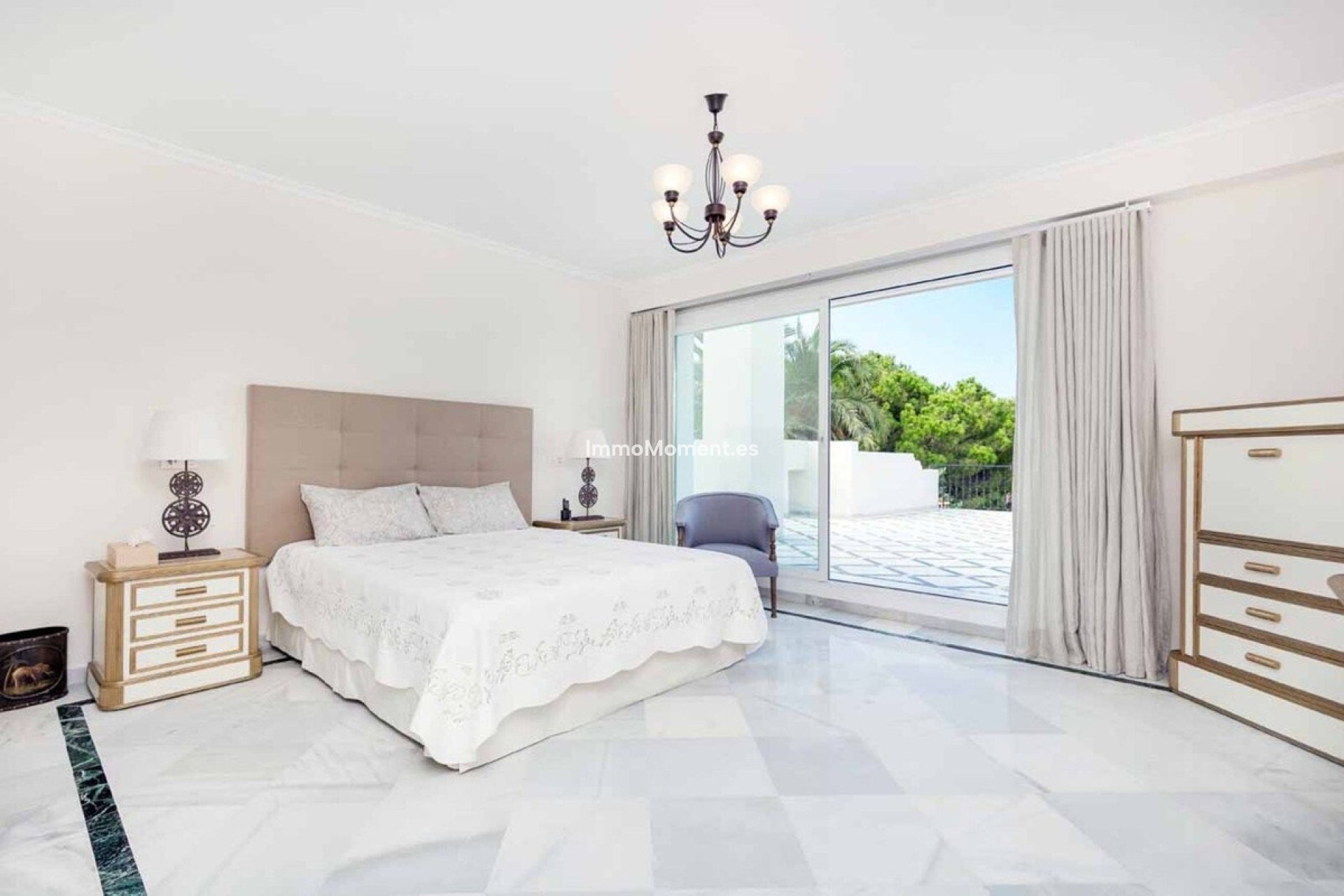 Resale - Detached villa - Marbella - Río Real