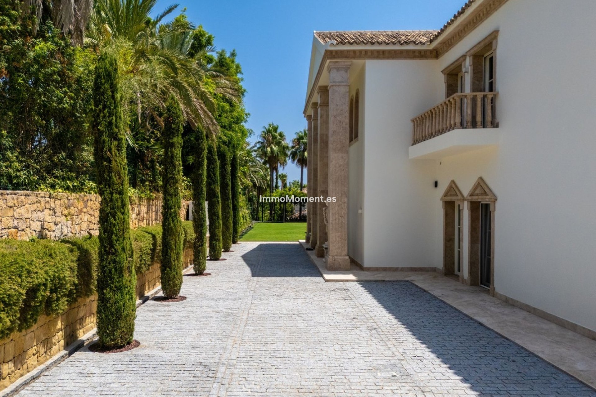 Resale - Detached villa - Marbella - Sierra Blanca