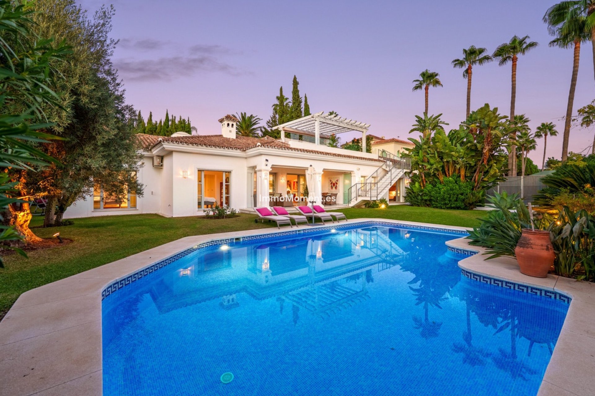 Resale - Detached villa - Marbella - Sierra Blanca