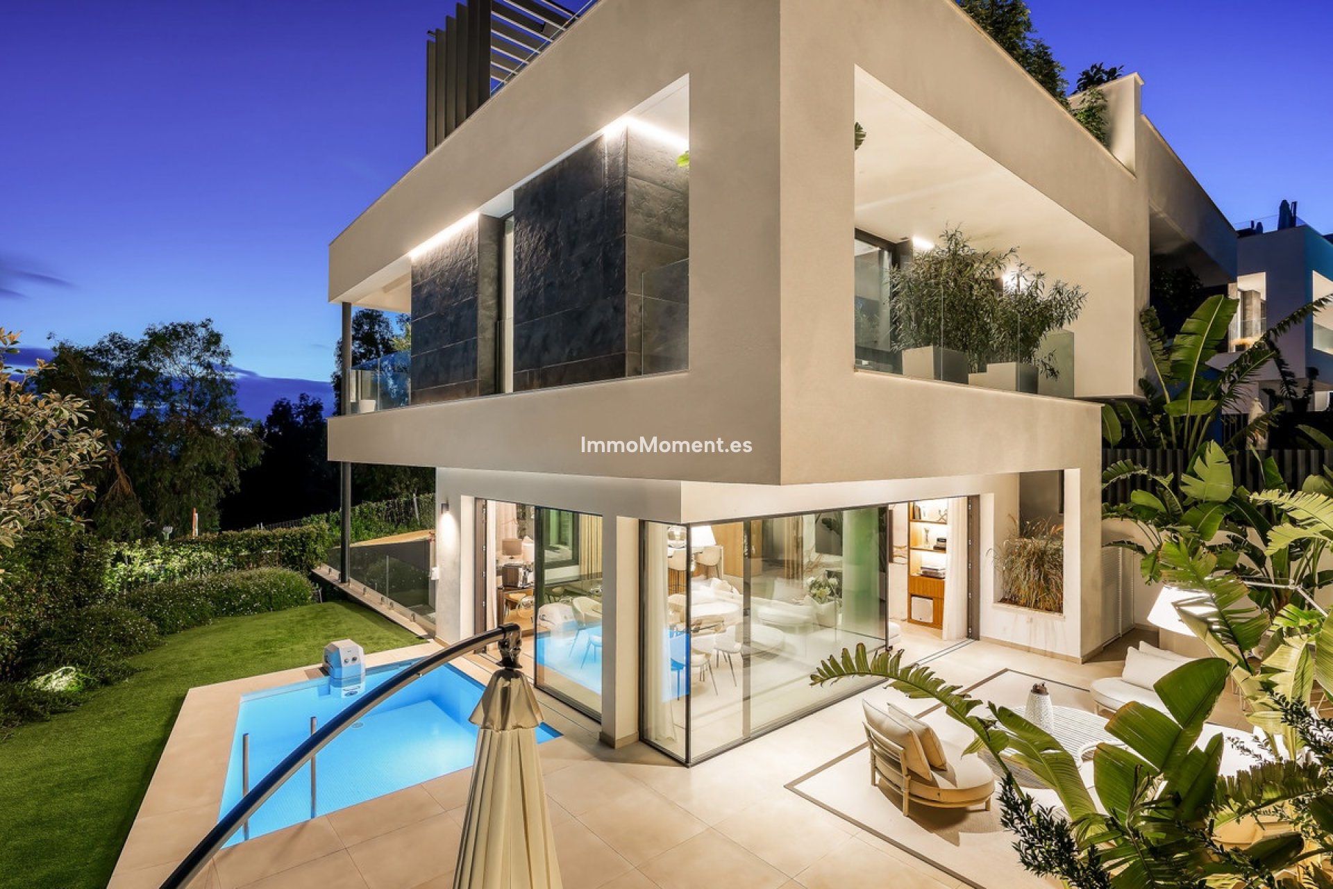 Resale - Detached villa - Marbella - Sierra Blanca