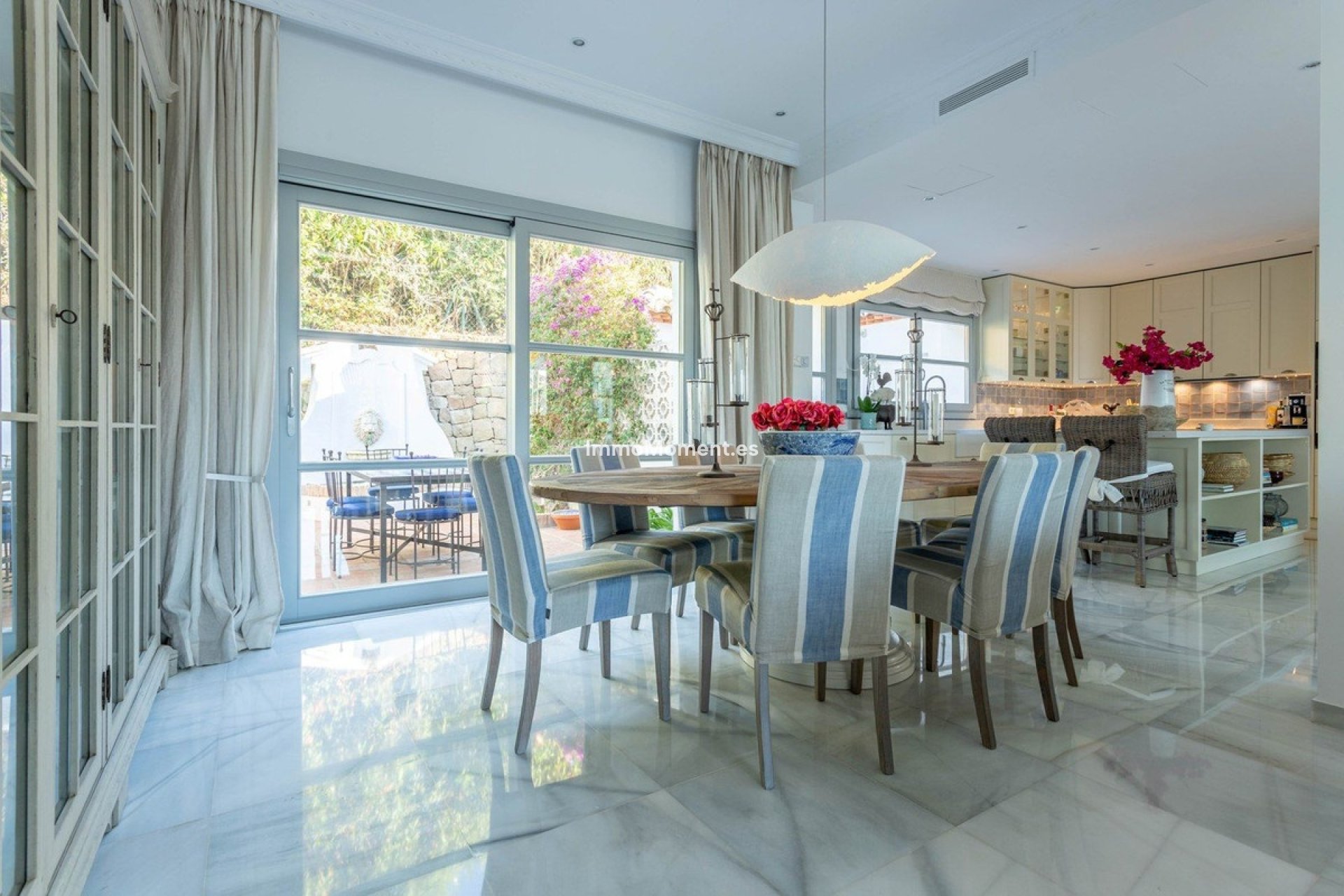 Resale - Detached villa - Marbella - Sierra Blanca