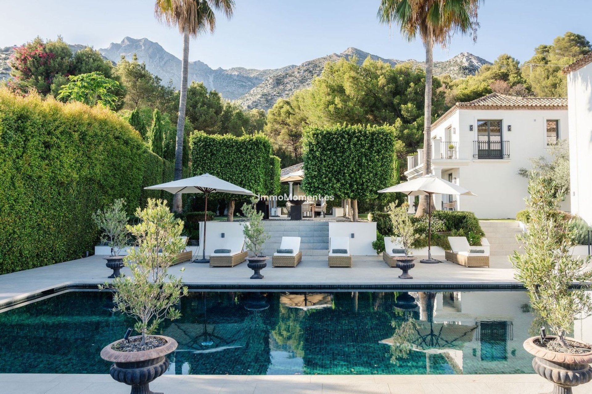 Resale - Detached villa - Marbella - Sierra Blanca