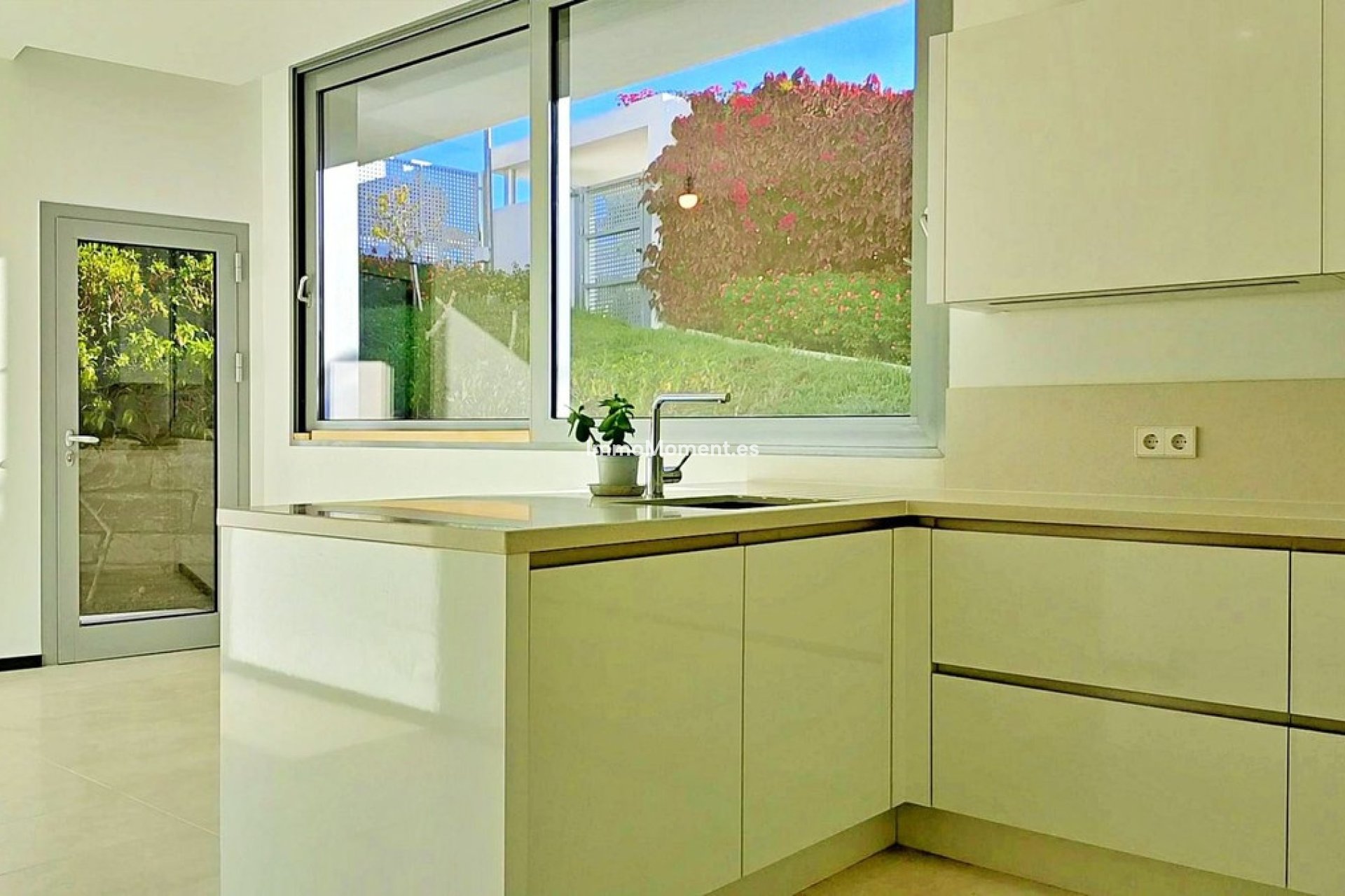 Resale - Detached villa - Marbella - Sierra Blanca