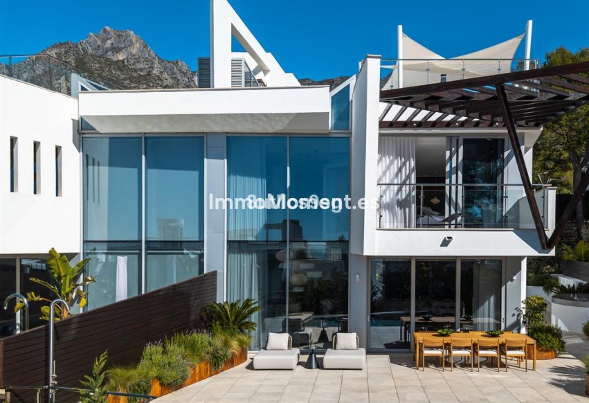 Resale - Detached villa - Marbella - Sierra Blanca