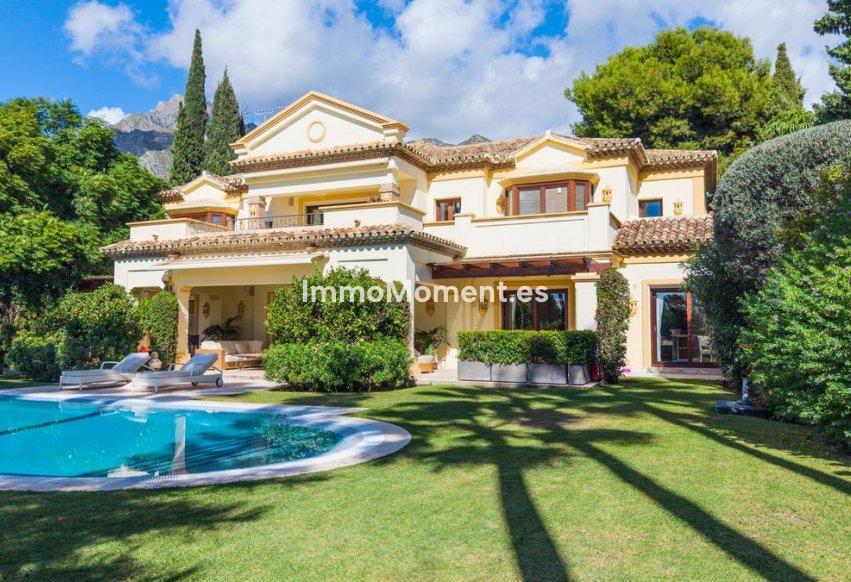 Resale - Detached villa - Marbella - Sierra Blanca