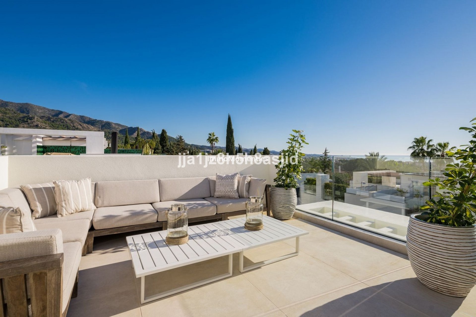 Resale - Detached villa - Marbella - Sierra Blanca