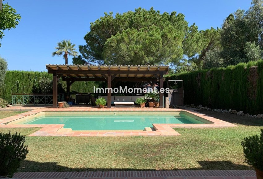 Resale - Detached villa - Marbella - Sierra Blanca