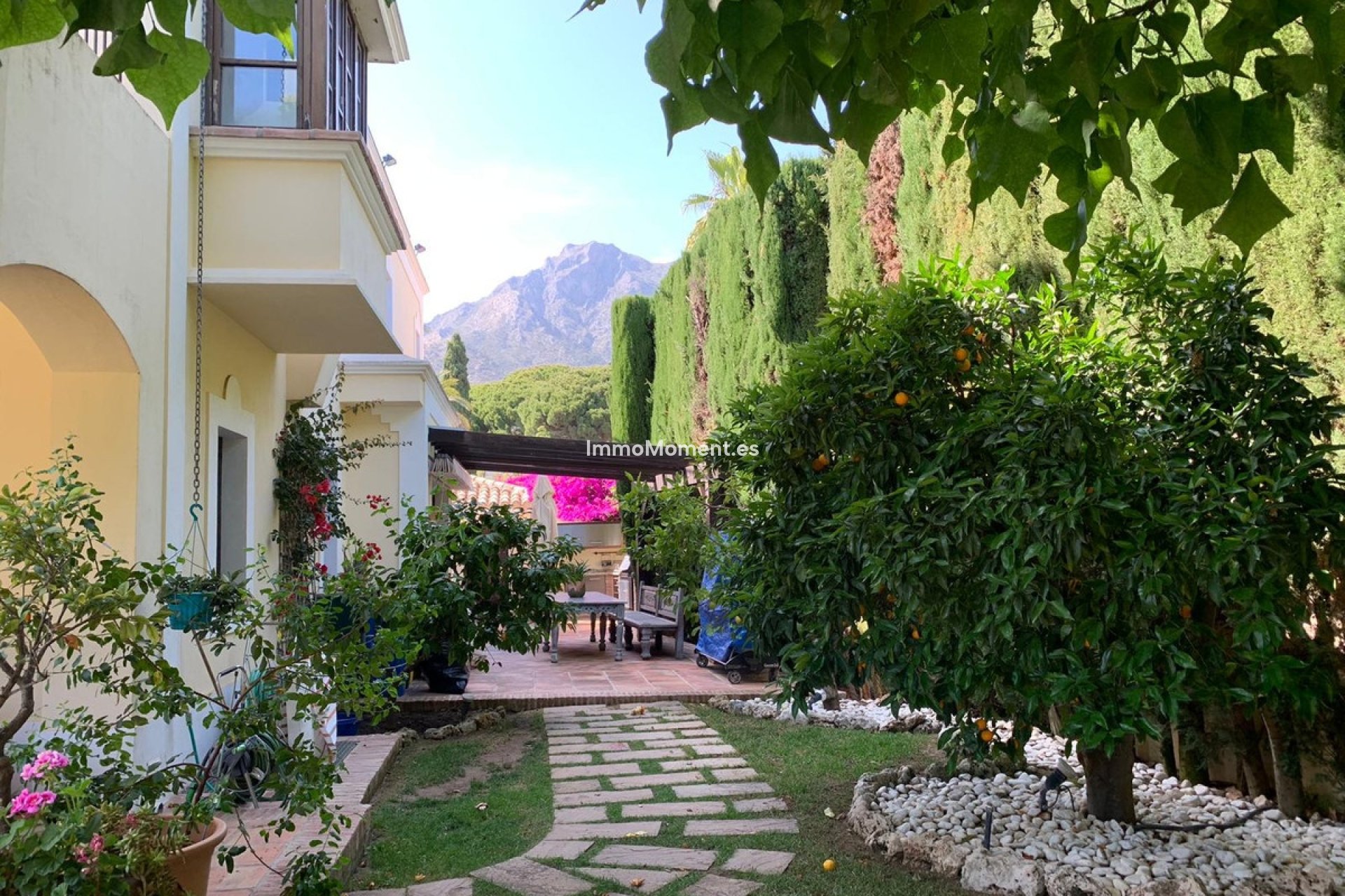 Resale - Detached villa - Marbella - Sierra Blanca
