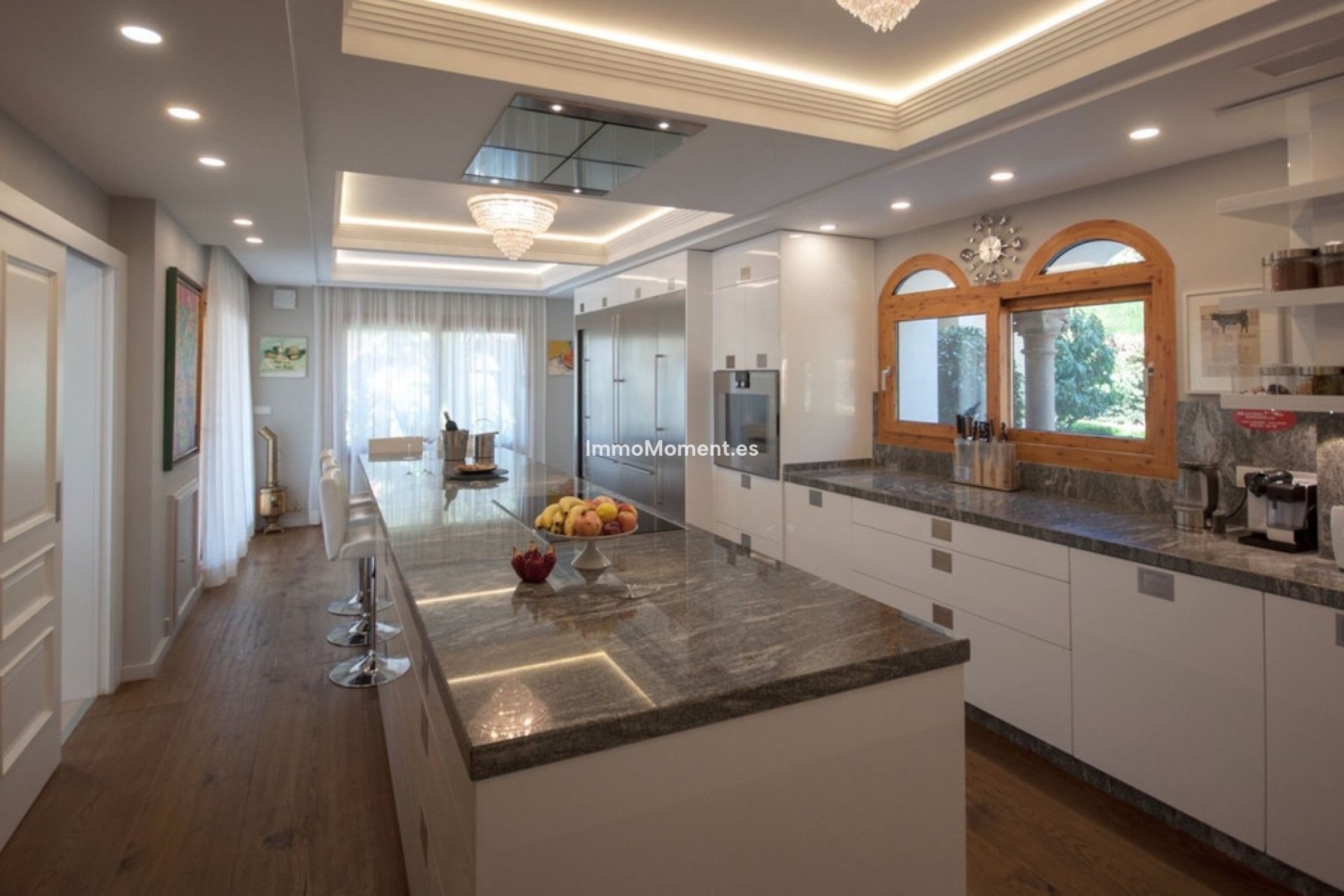 Resale - Detached villa - Marbella - Sierra Blanca