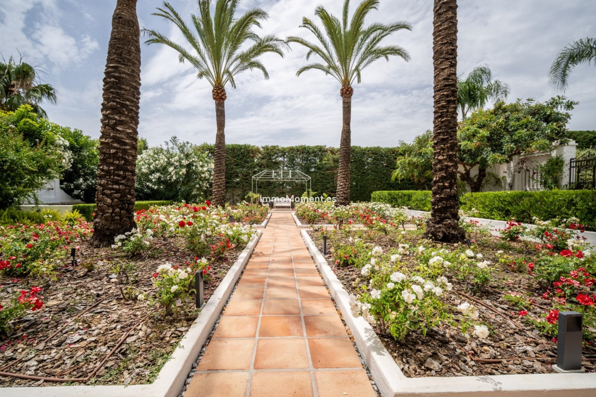 Resale - Detached villa - Marbella - Sierra Blanca