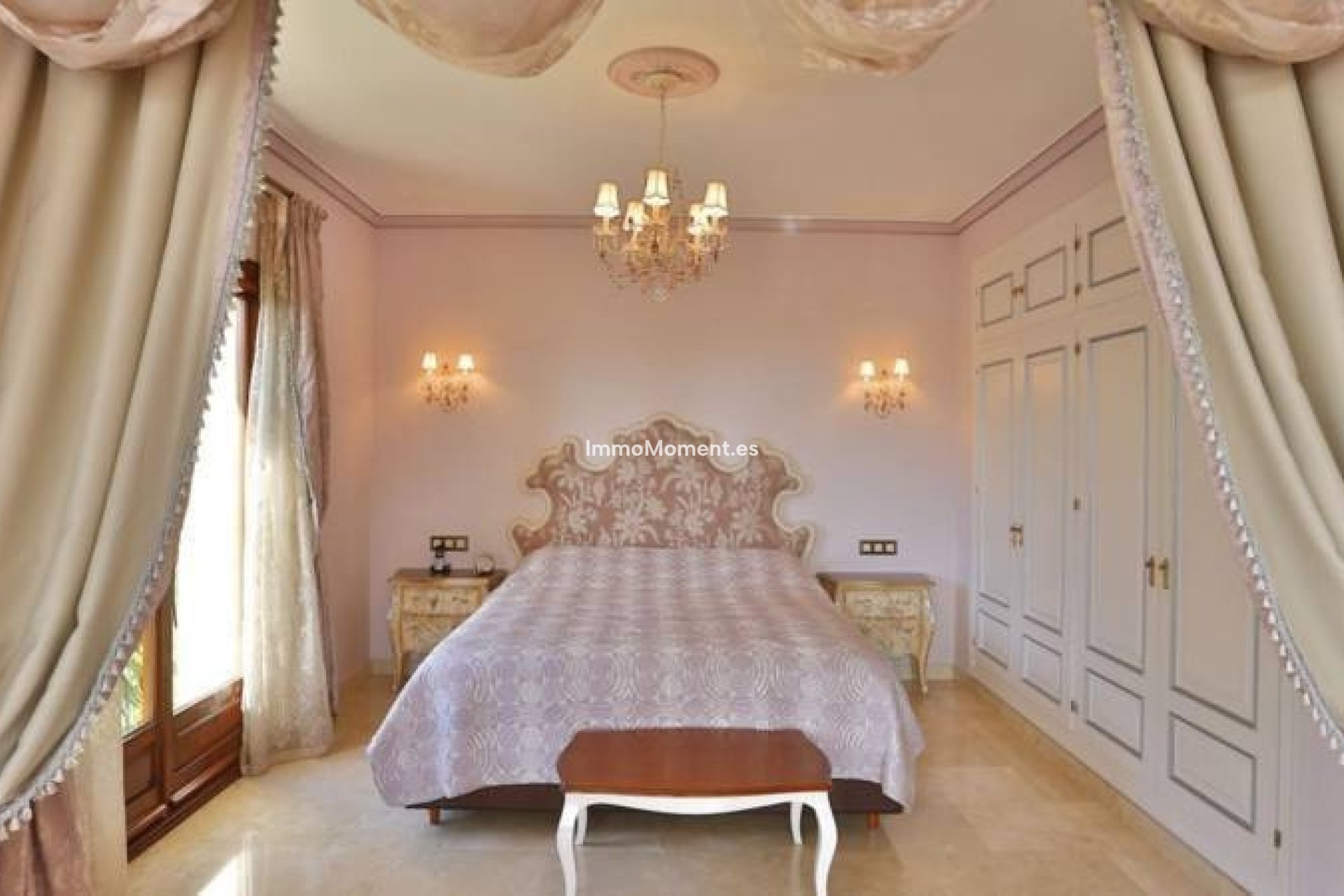 Resale - Detached villa - Marbella - Sierra Blanca