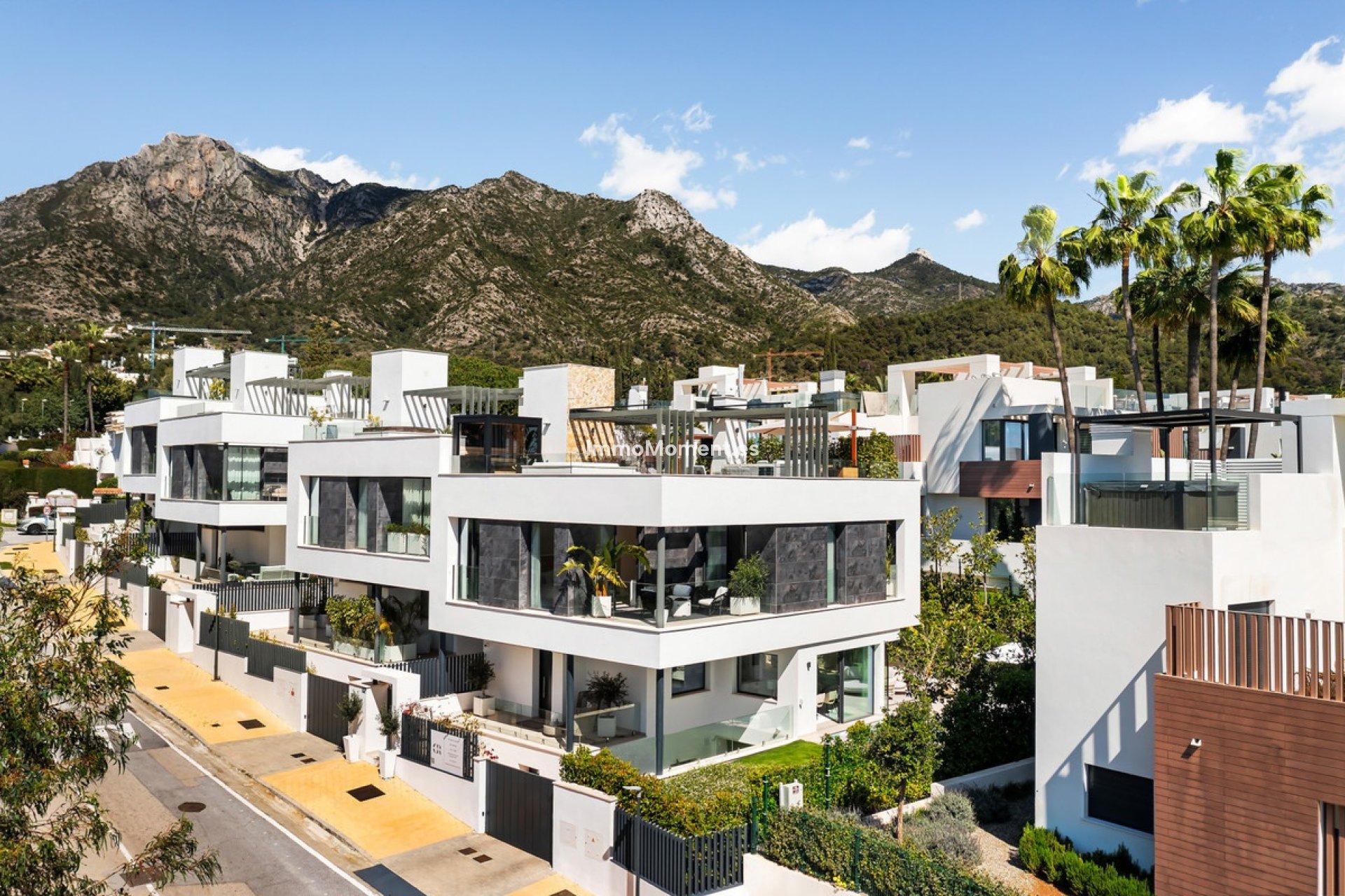 Resale - Detached villa - Marbella - Sierra Blanca