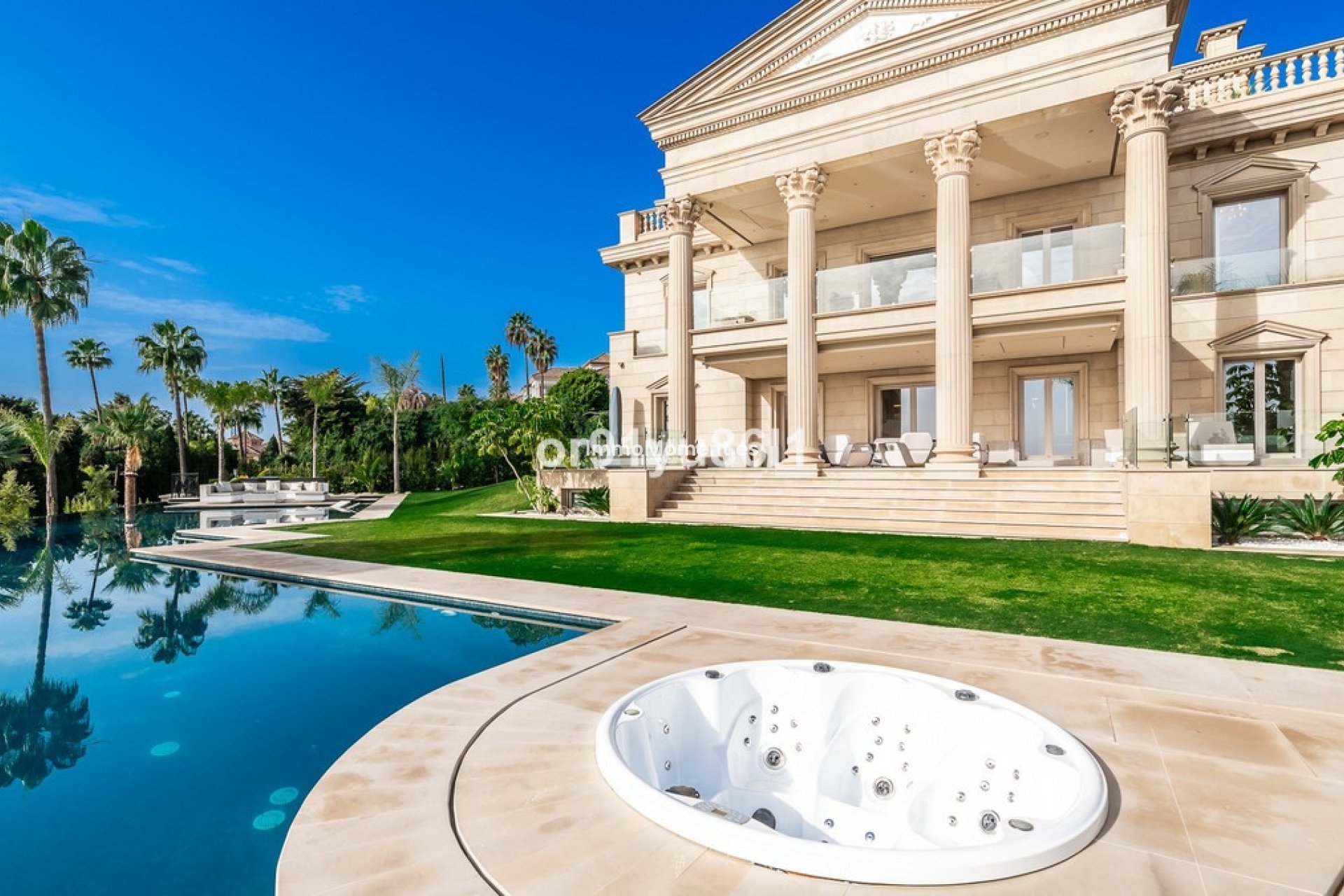 Resale - Detached villa - Marbella - Sierra Blanca