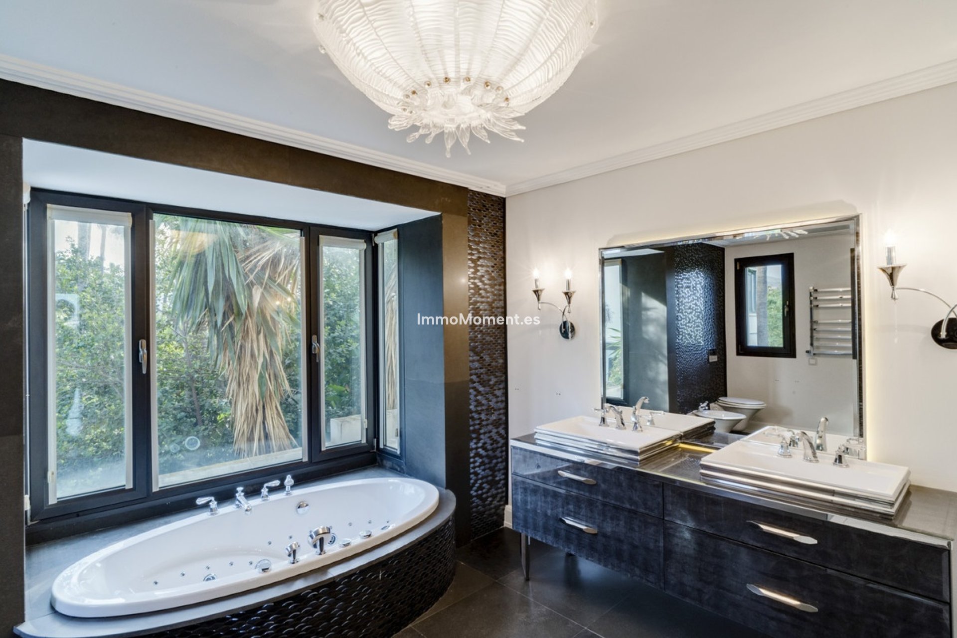 Resale - Detached villa - Marbella - The Golden Mile