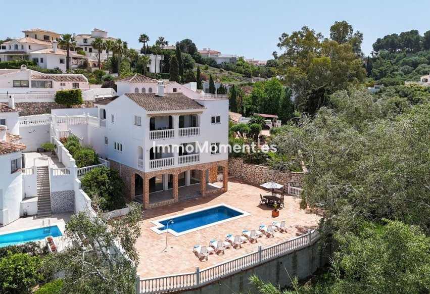 Resale - Detached villa - Mijas - Cerros del Aguila