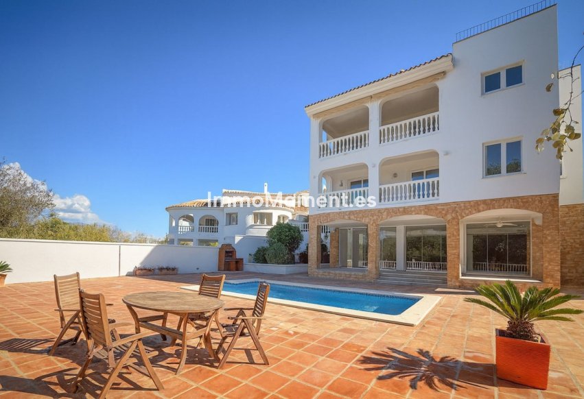 Resale - Detached villa - Mijas - Cerros del Aguila