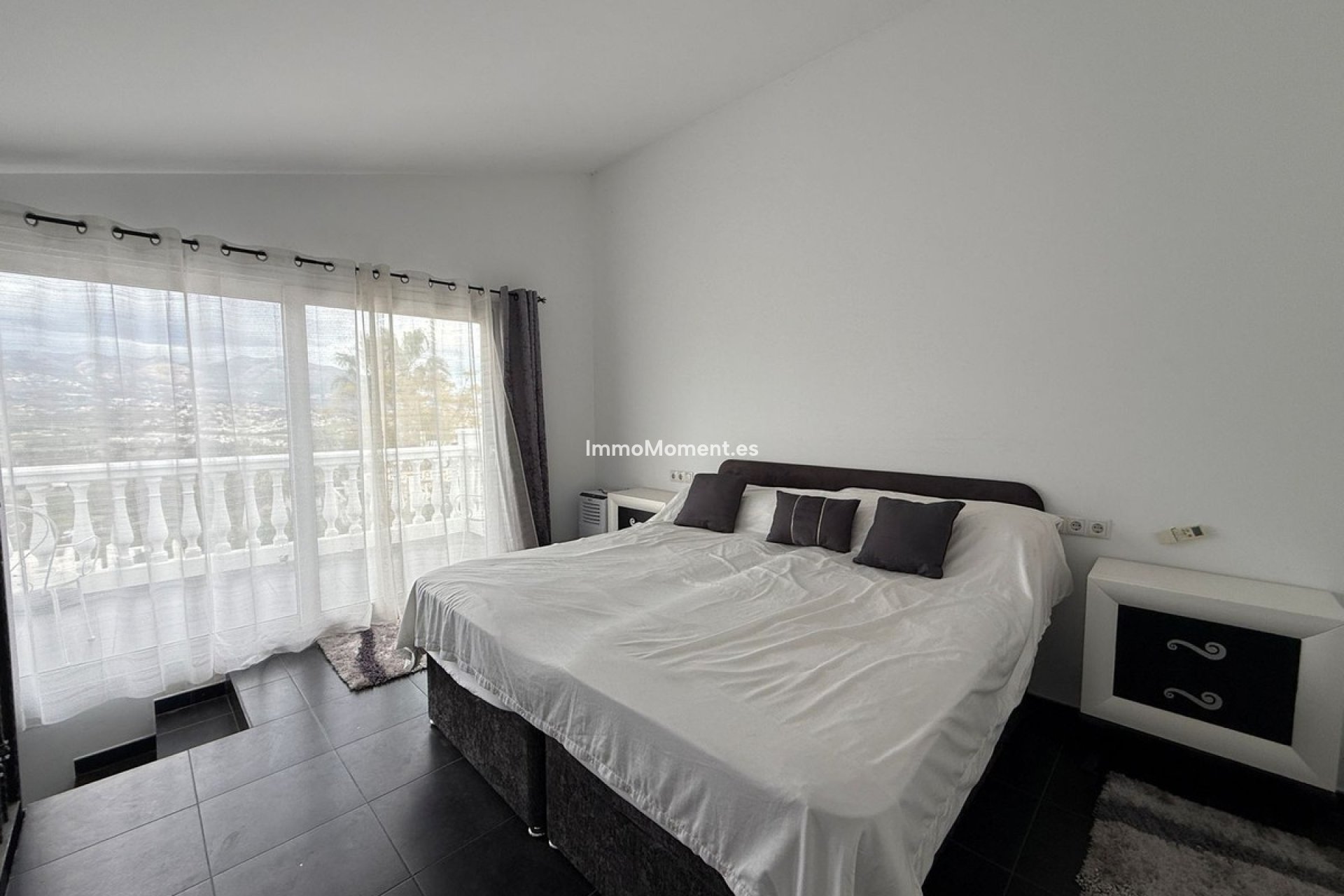 Resale - Detached villa - Mijas - Cerros del Aguila