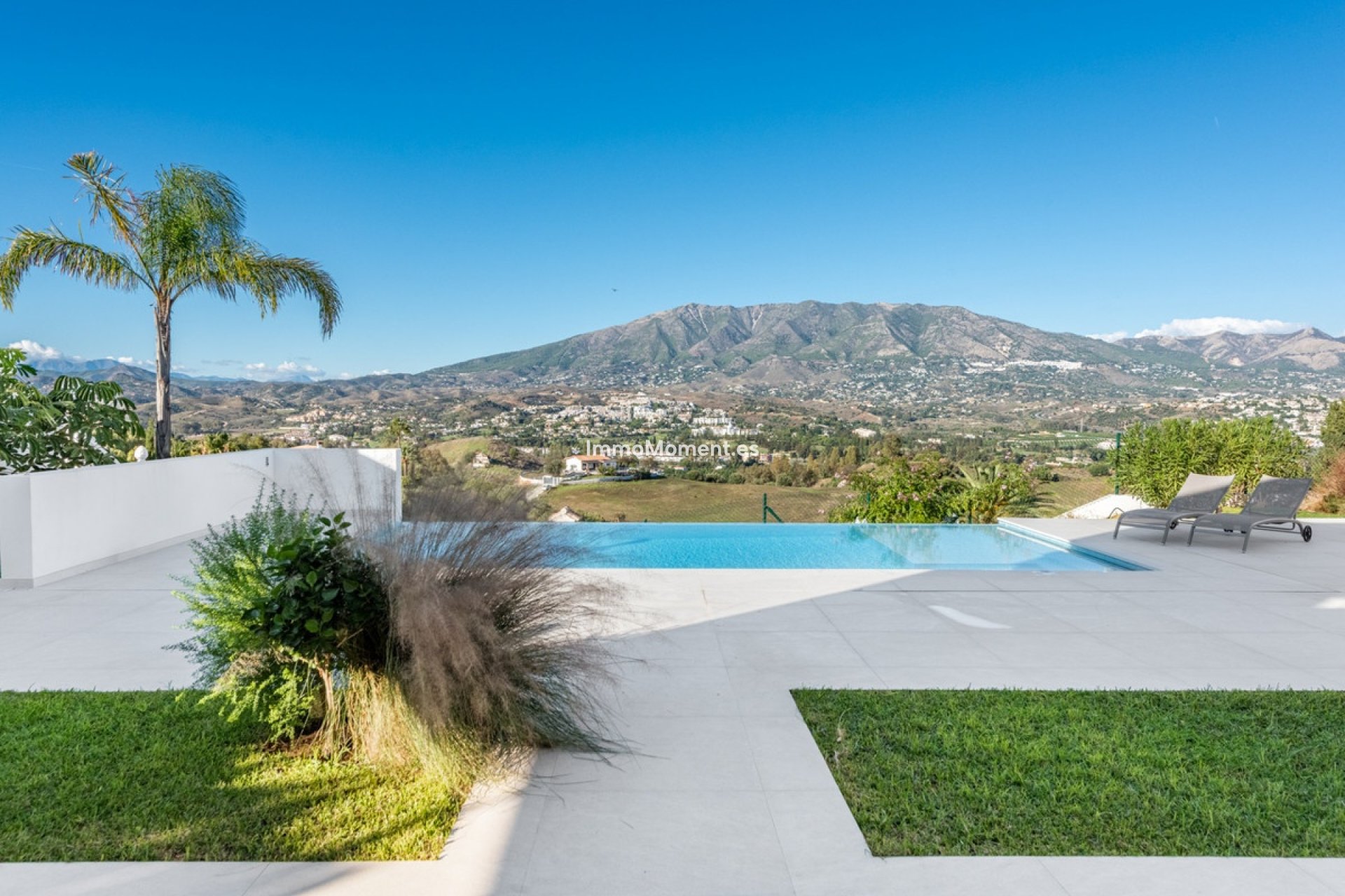 Resale - Detached villa - Mijas - Cerros del Aguila