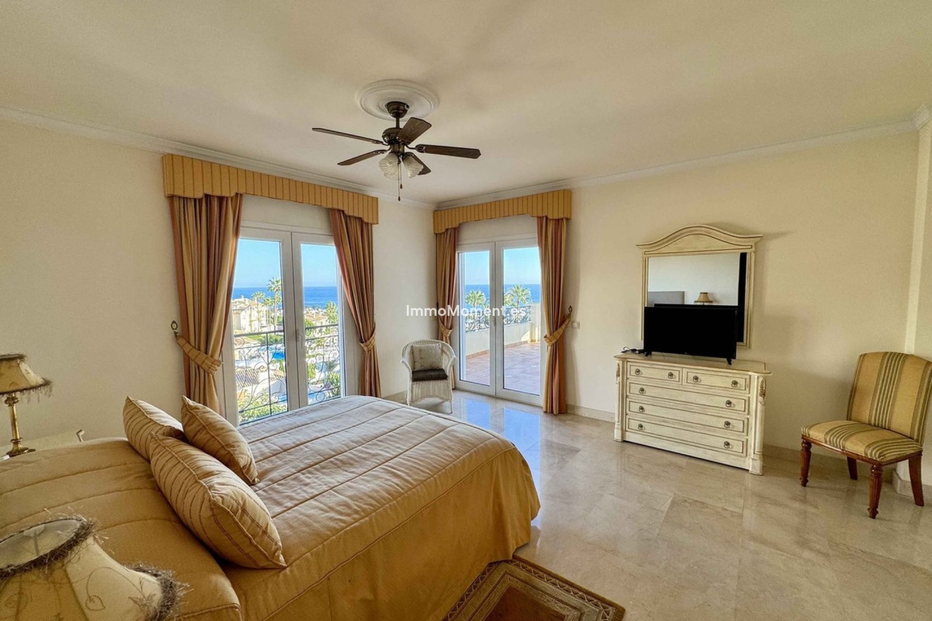 Resale - Detached villa - Mijas Costa - Riviera Del Sol