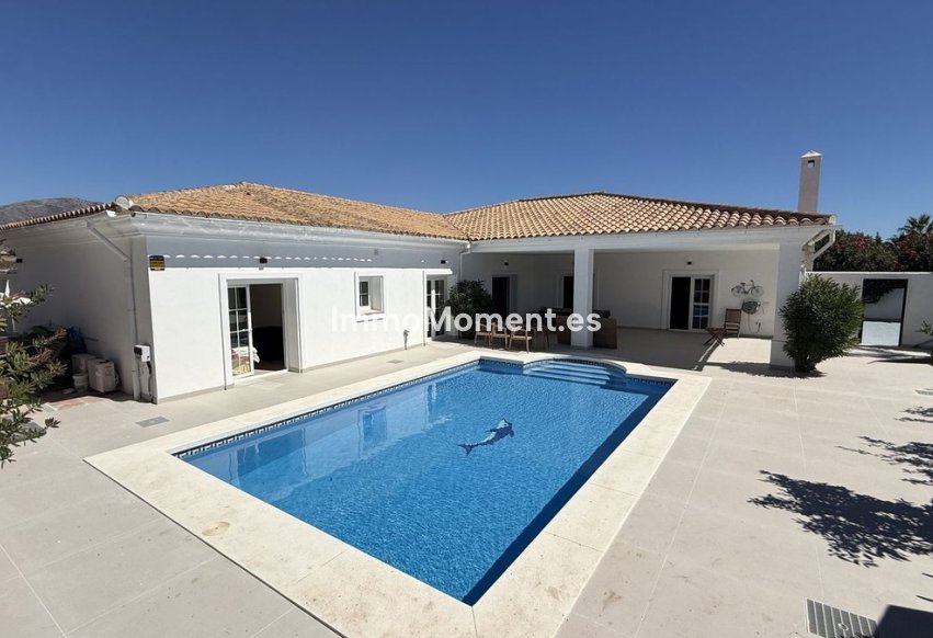 Resale - Detached villa - Mijas - La Cala Golf