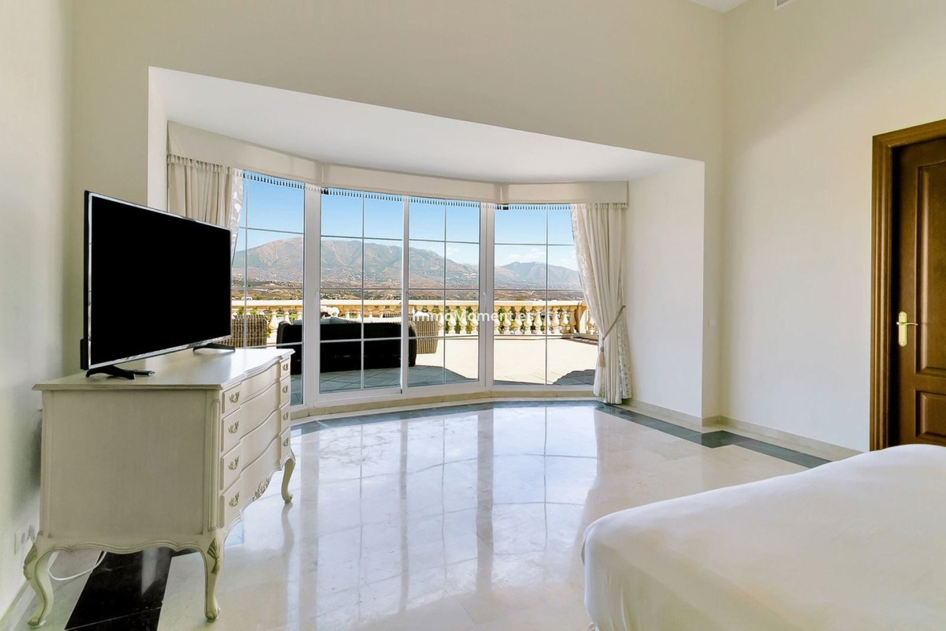 Resale - Detached villa - Mijas - La Cala Golf