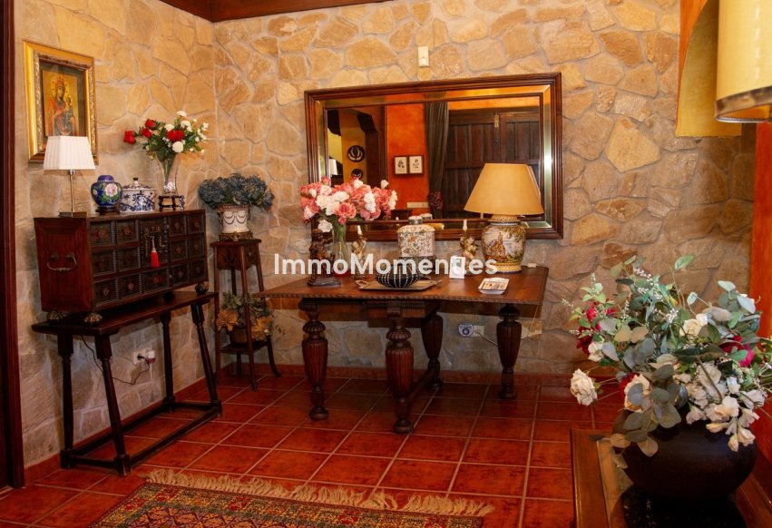Resale - Detached villa - Mijas - La Cala Golf