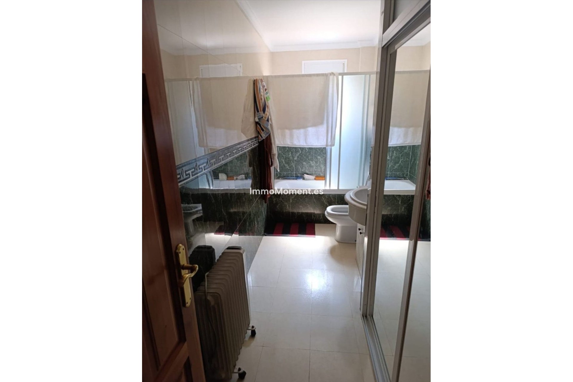 Resale - Detached villa - Ojén