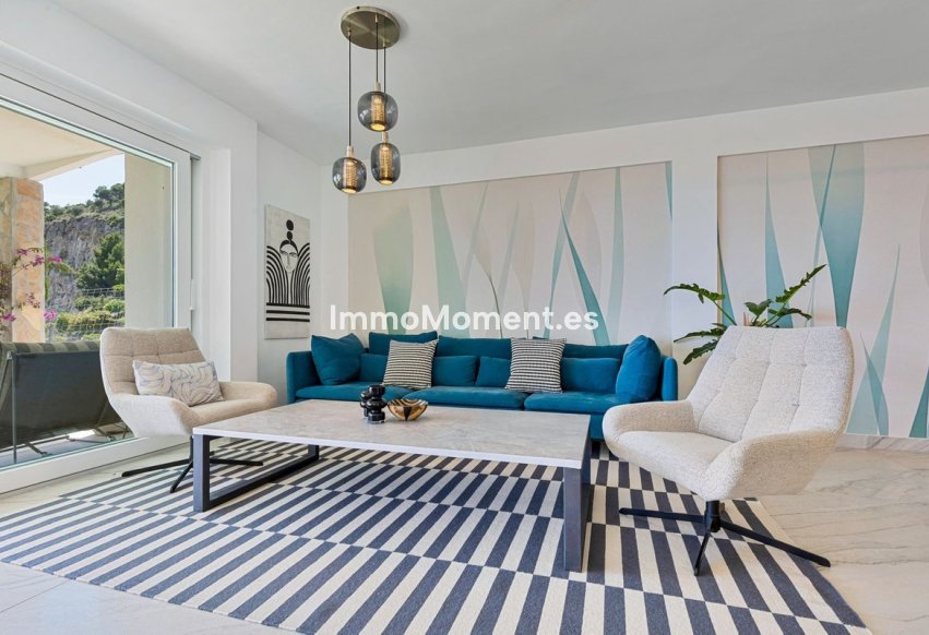 Resale - Detached villa - Ojén
