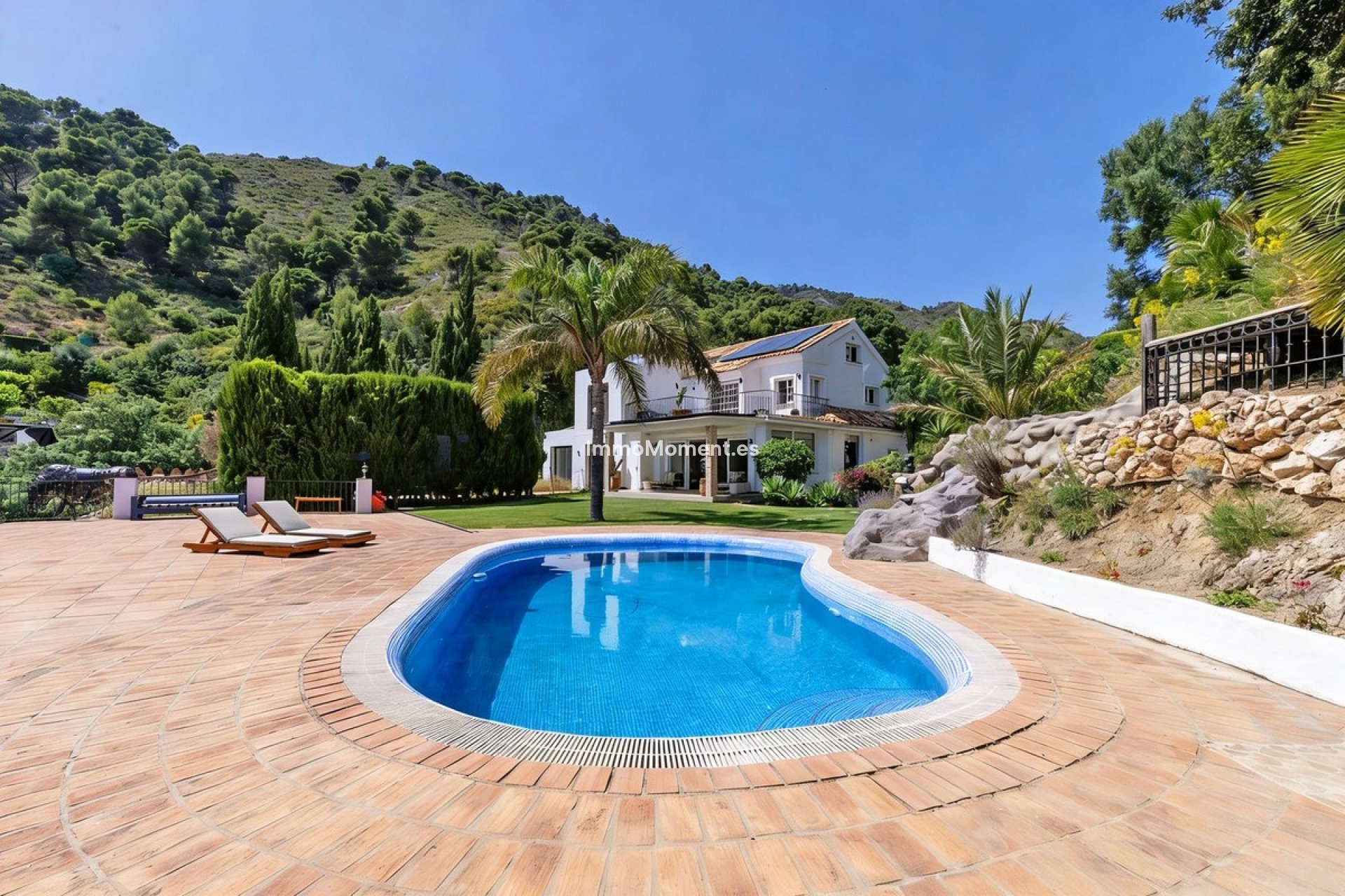 Resale - Detached villa - Ojén