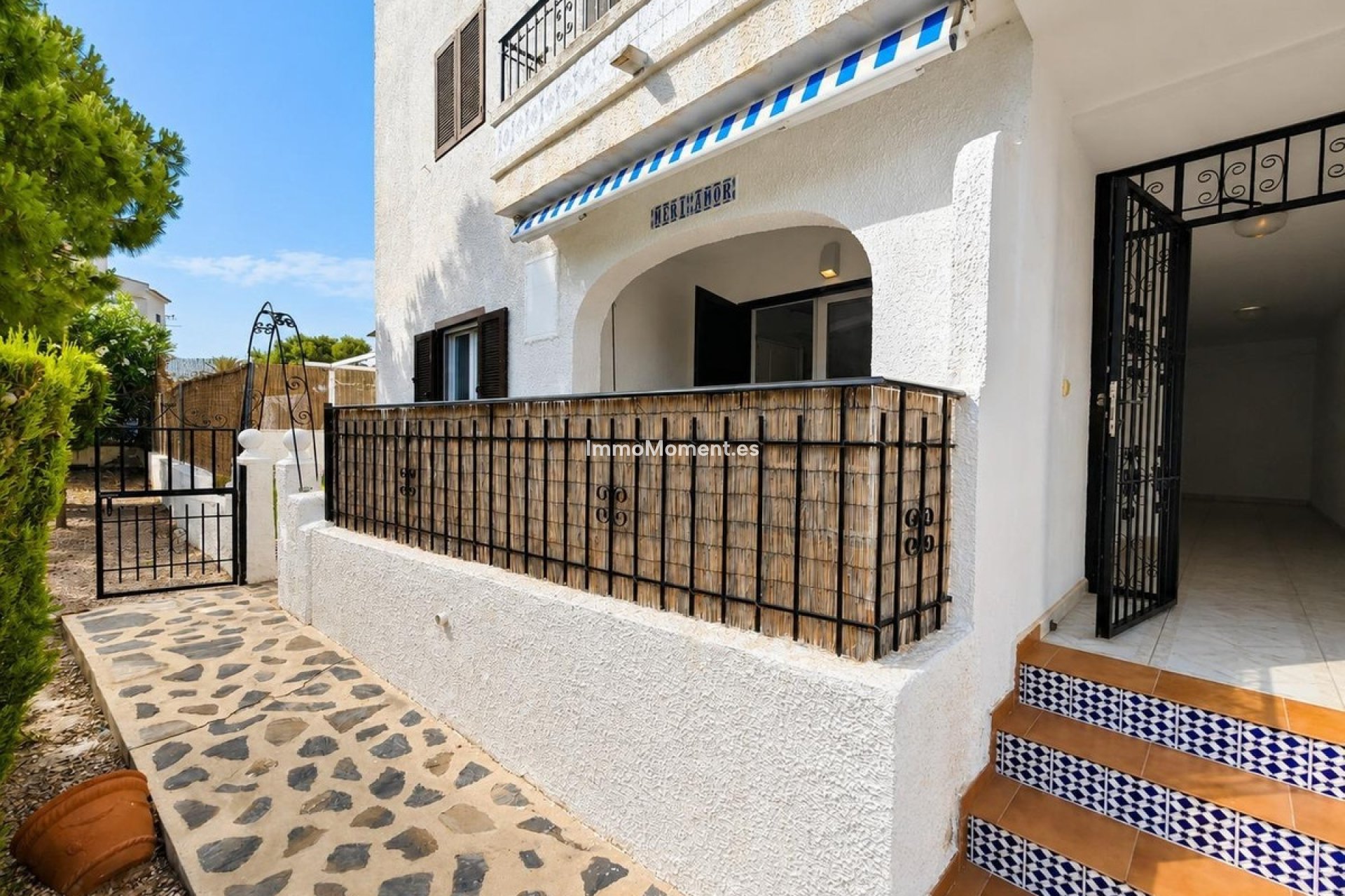 Resale - Detached villa - Orihuela - Cabo roig - La Zenia