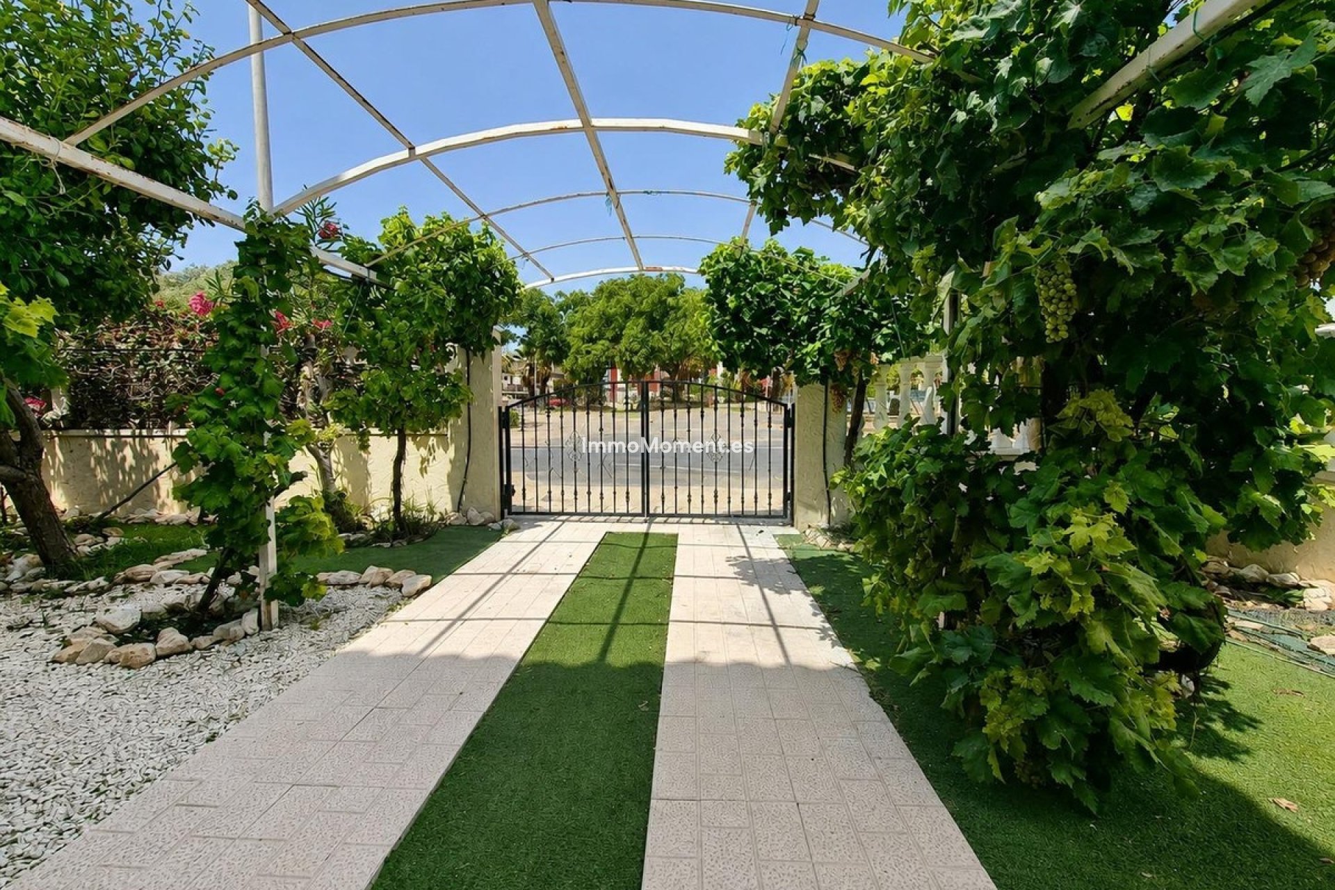 Resale - Detached villa - Orihuela - Cabo roig - La Zenia