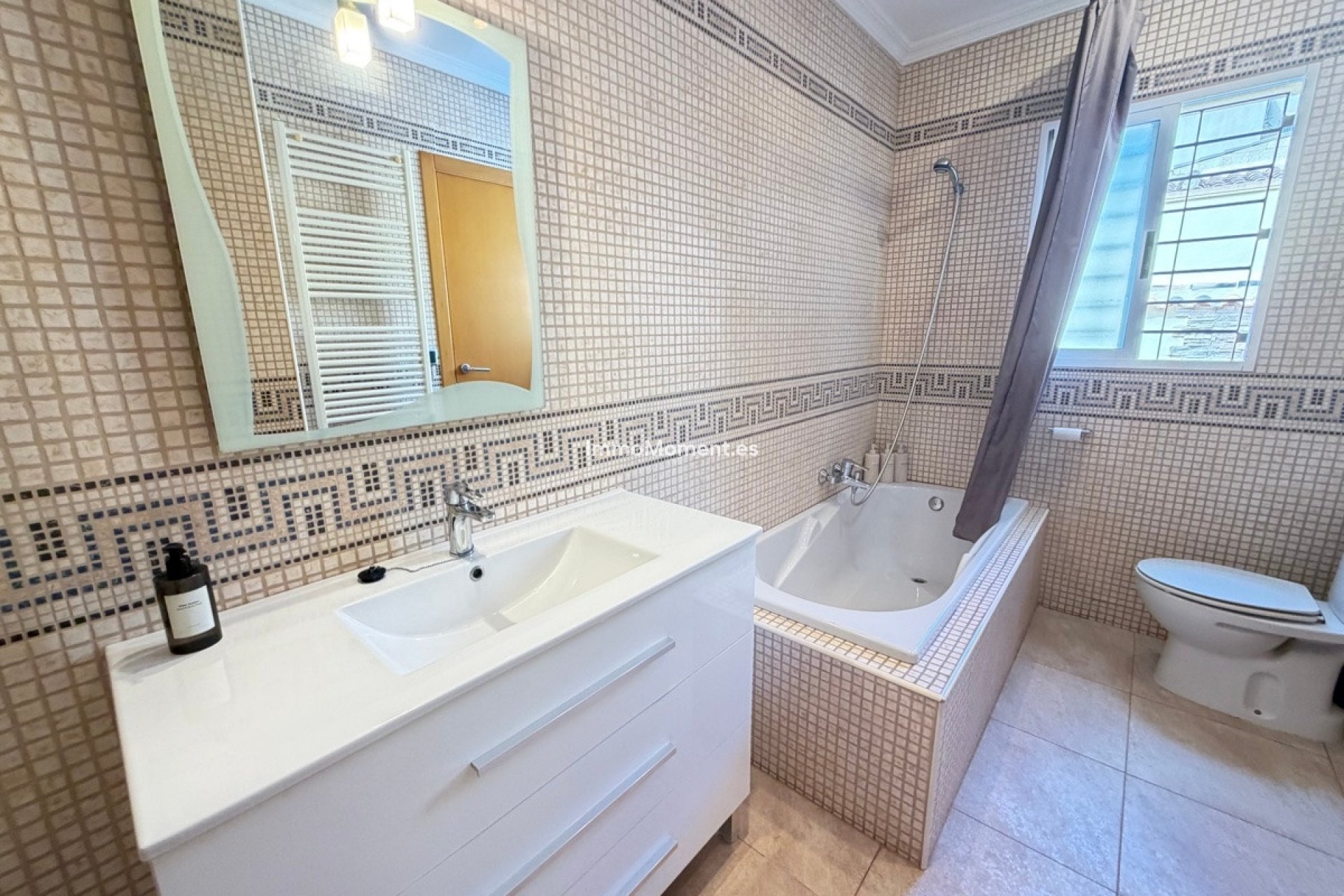 Resale - Detached villa - Orihuela Costa - Cabo roig - La Zenia