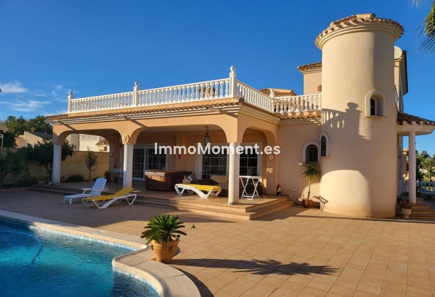 Resale - Detached villa - Orihuela Costa - Playa Flamenca