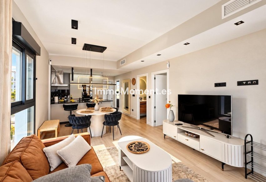 Resale - Detached villa - Orihuela Costa - Punta Prima